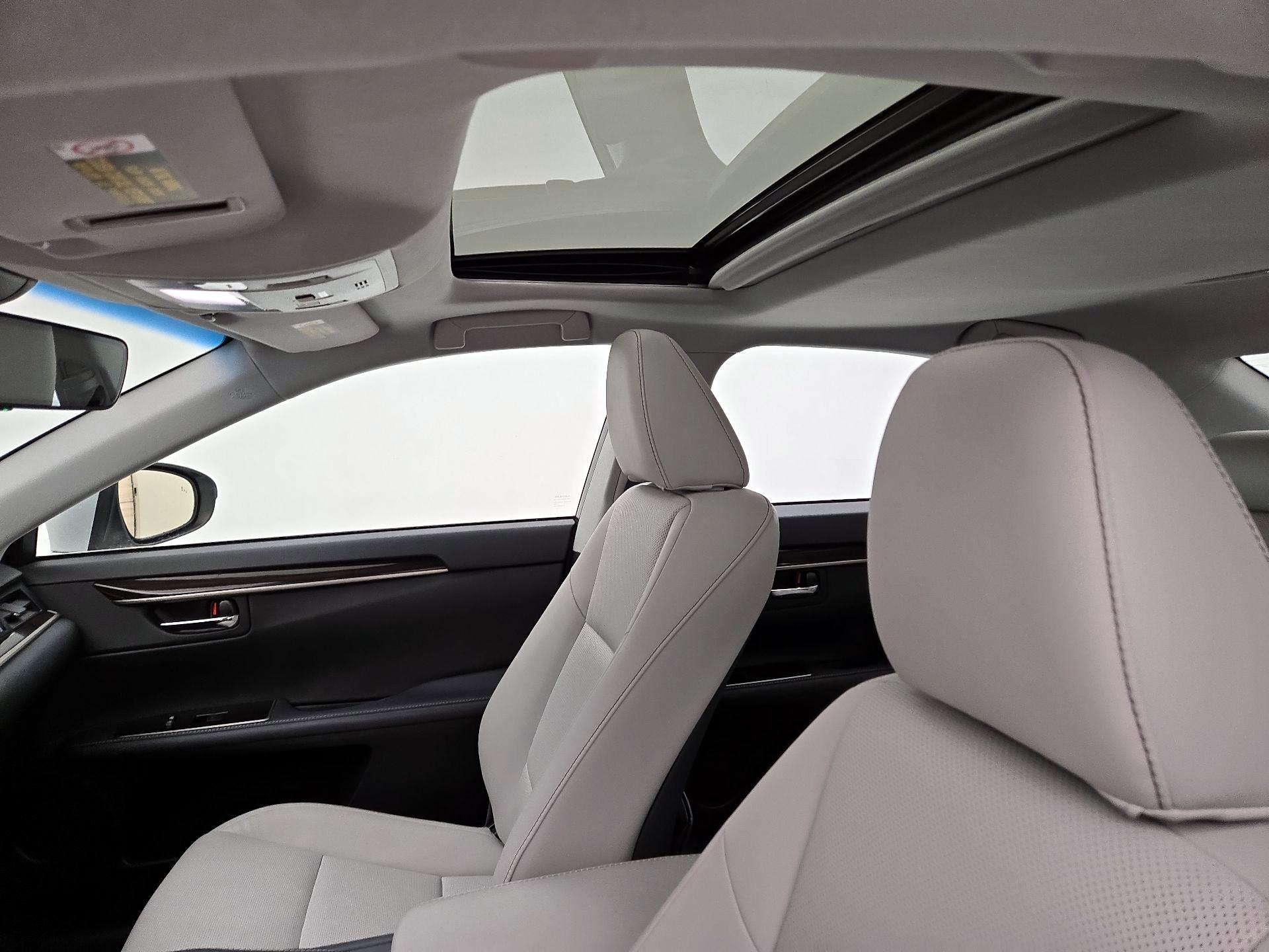 Thumbnail: 2018 Lexus ES - 20