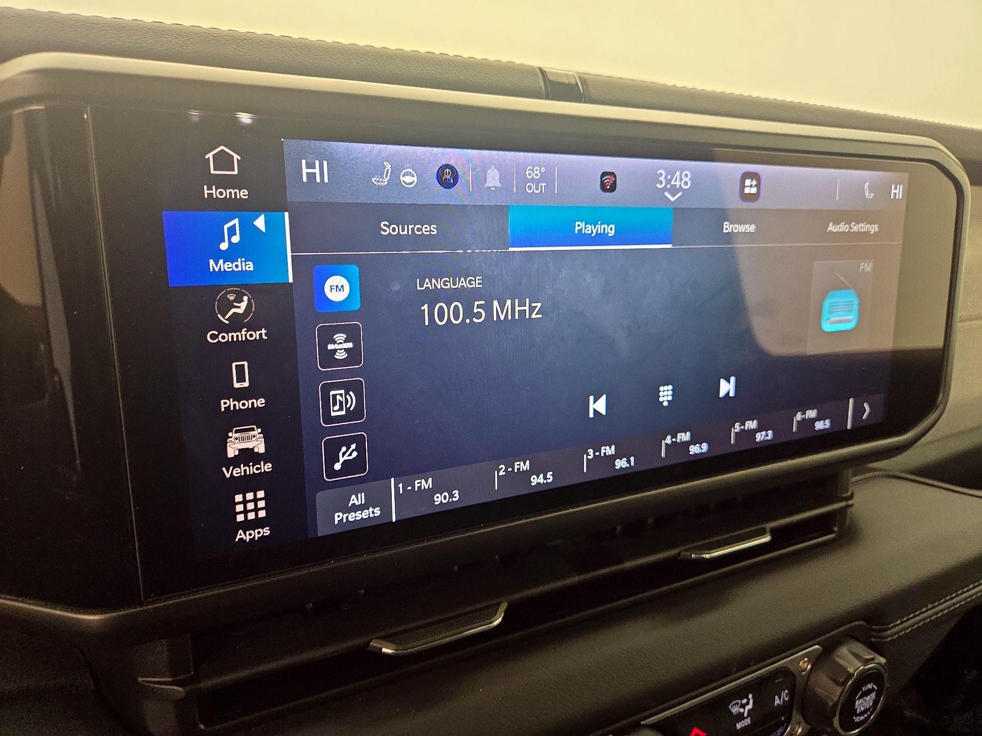 Thumbnail: 2024 Jeep Wrangler - 15