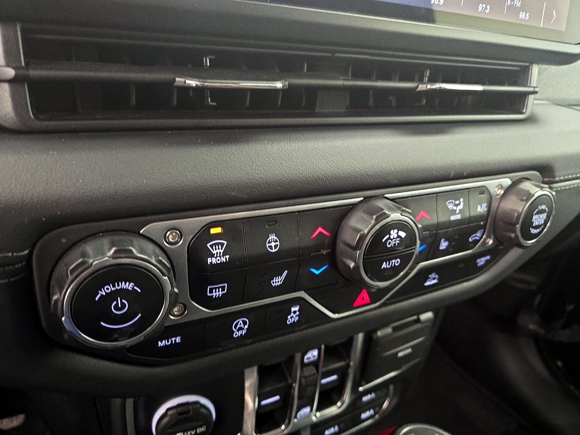 Thumbnail: 2024 Jeep Wrangler - 16