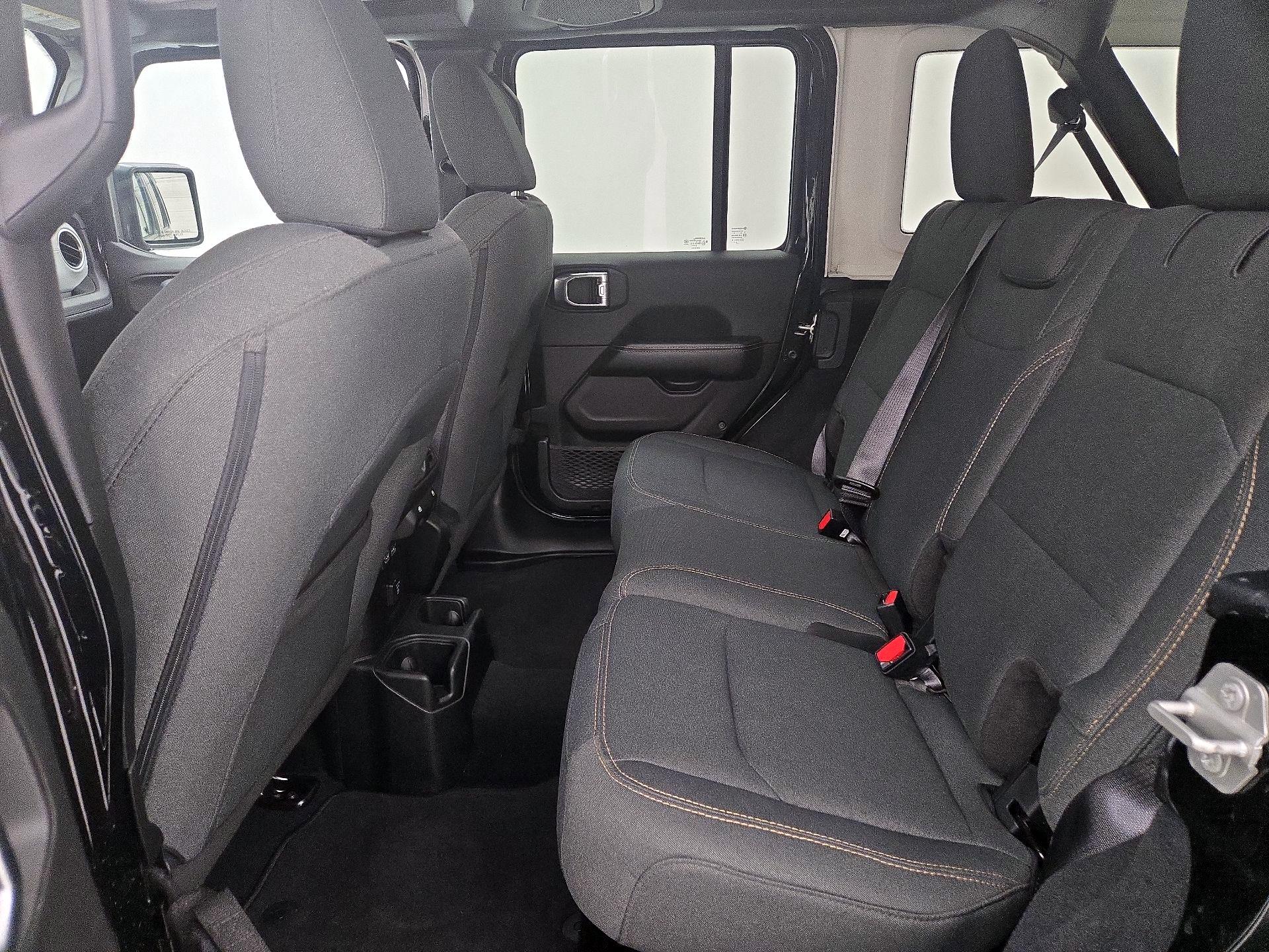 Thumbnail: 2024 Jeep Wrangler - 18