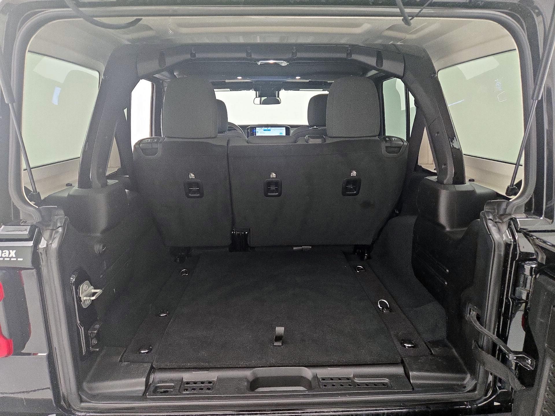 Thumbnail: 2024 Jeep Wrangler - 19