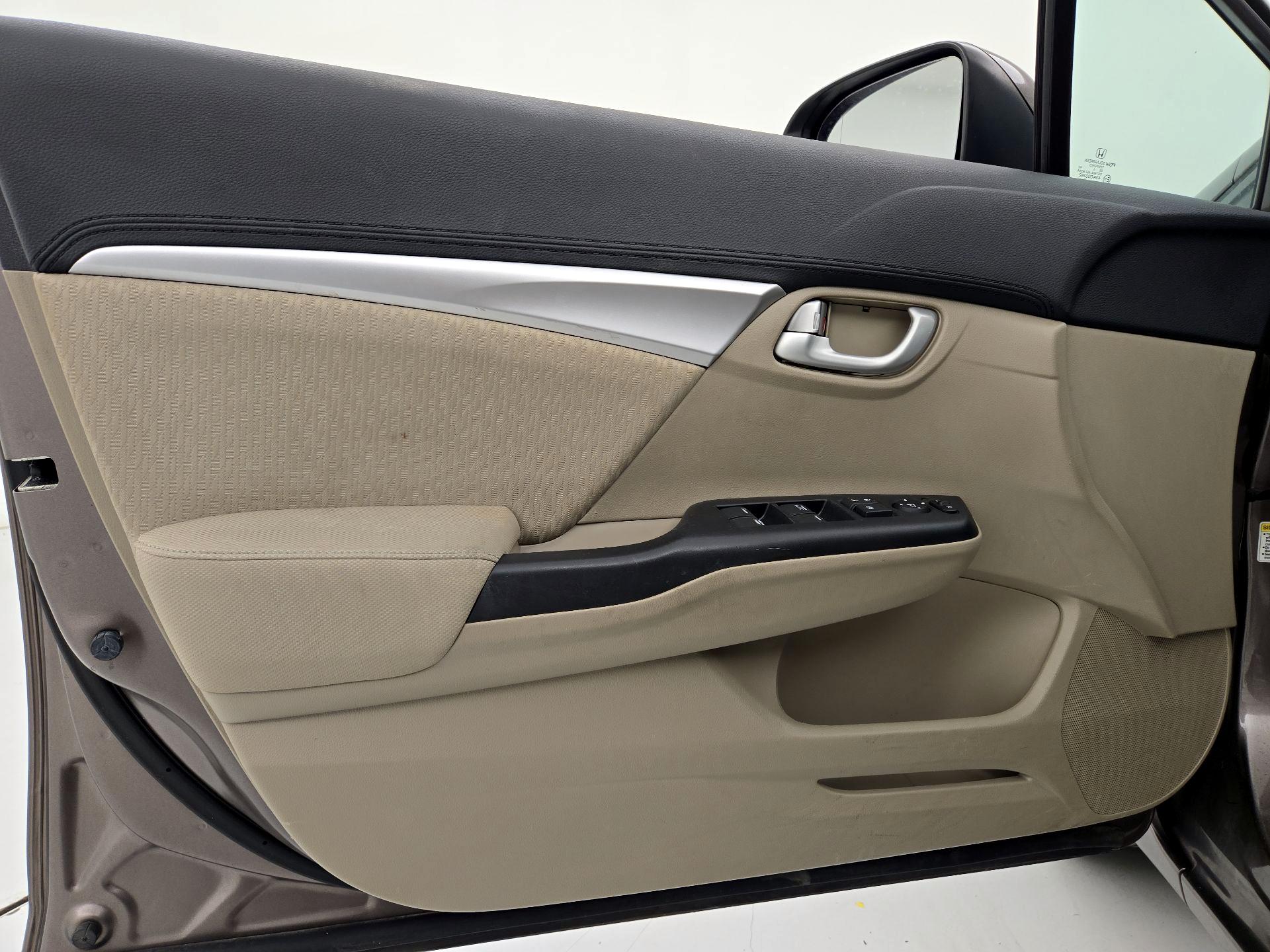 Thumbnail: 2015 Honda Civic - 12