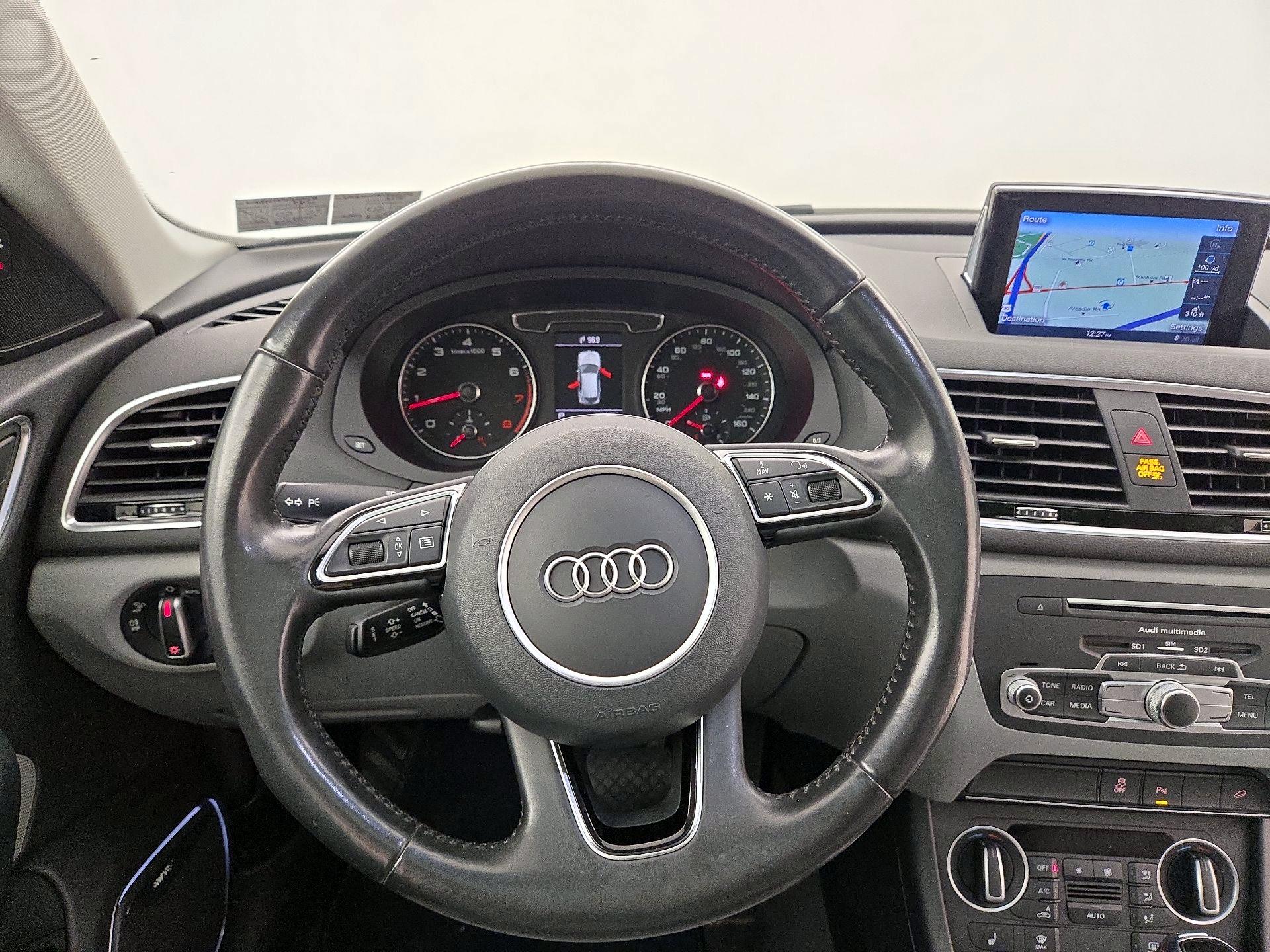 Thumbnail: 2016 Audi Q3 - 10