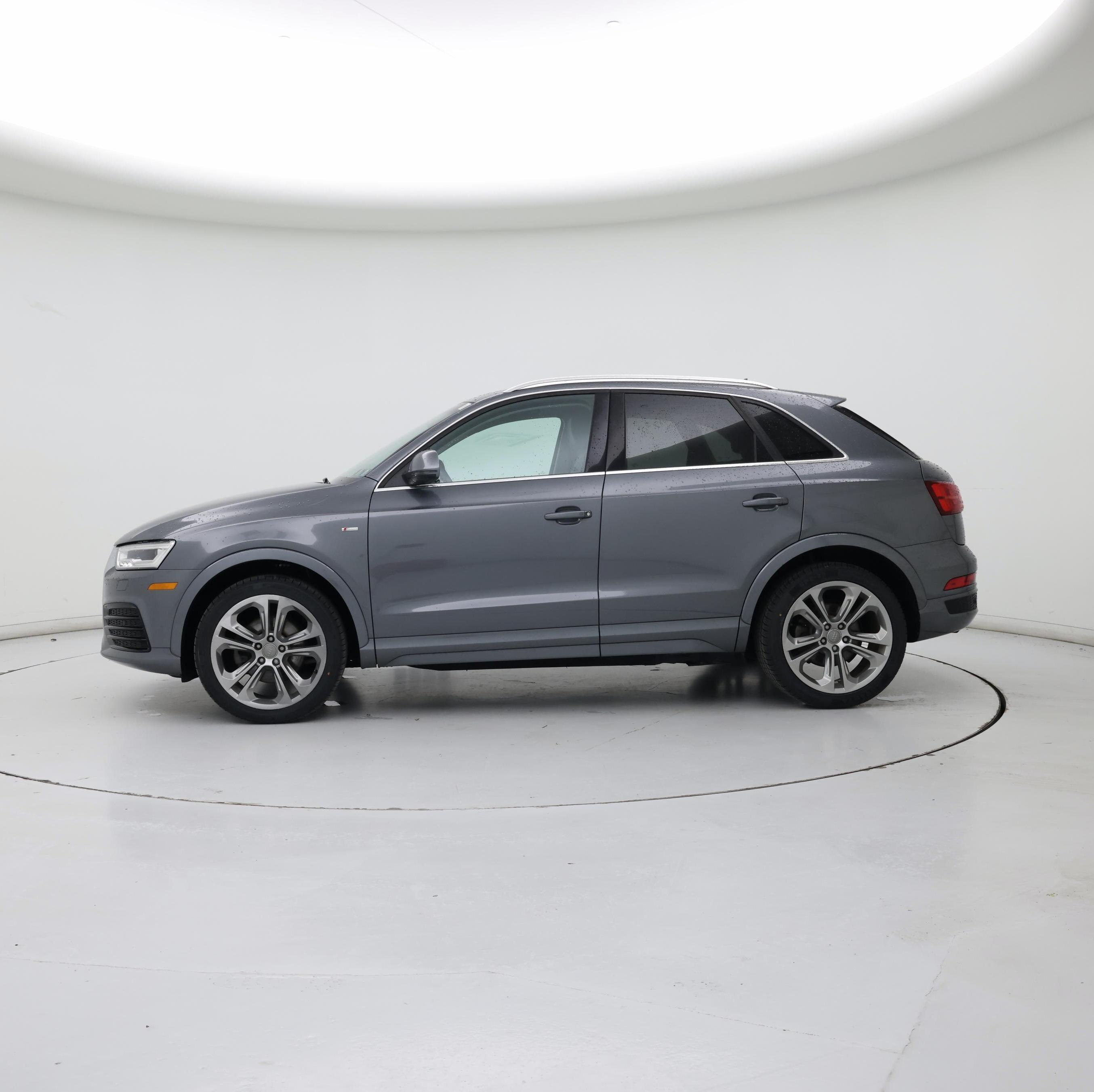 Thumbnail: 2016 Audi Q3 - 3