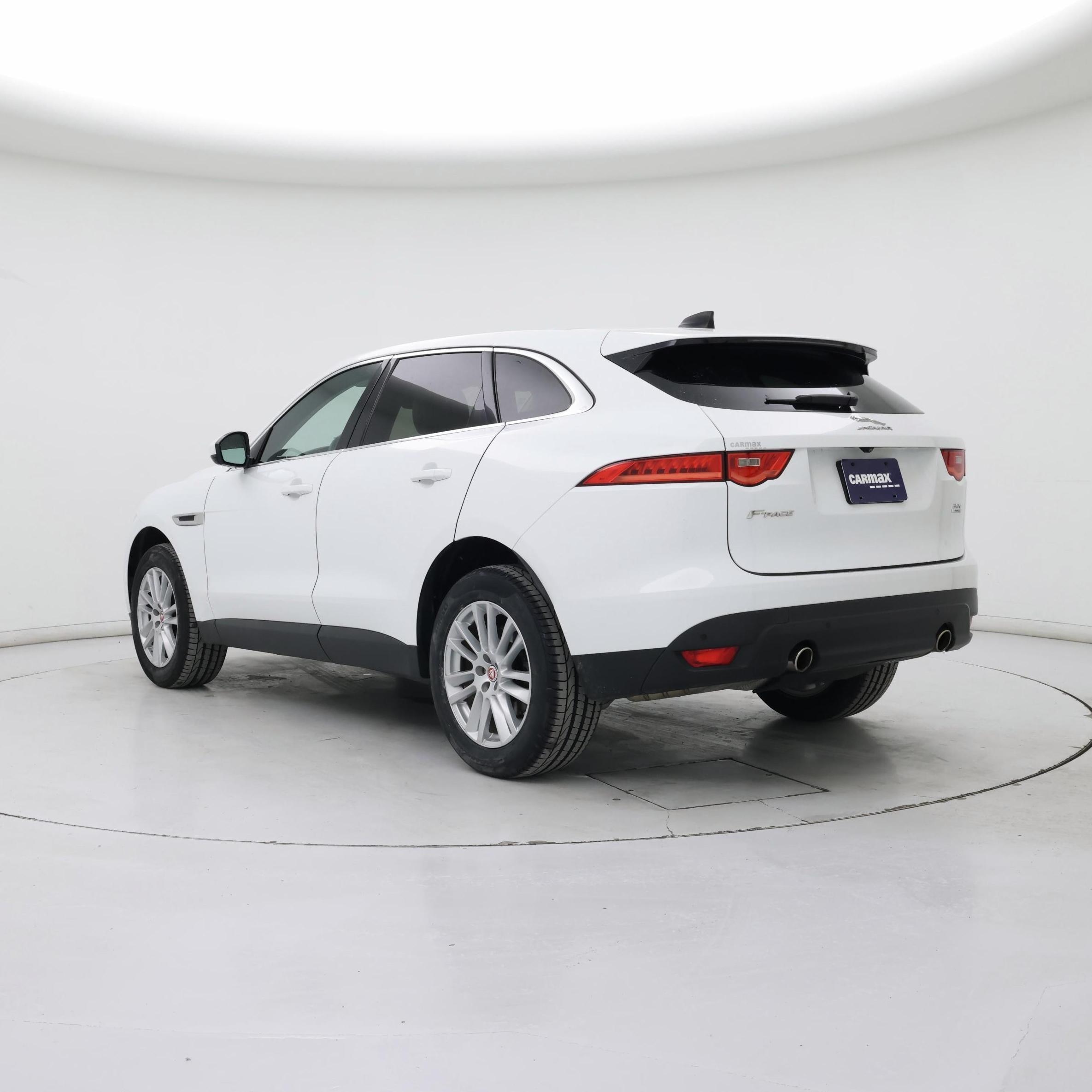 Thumbnail: 2020 Jaguar F-Pace - 2