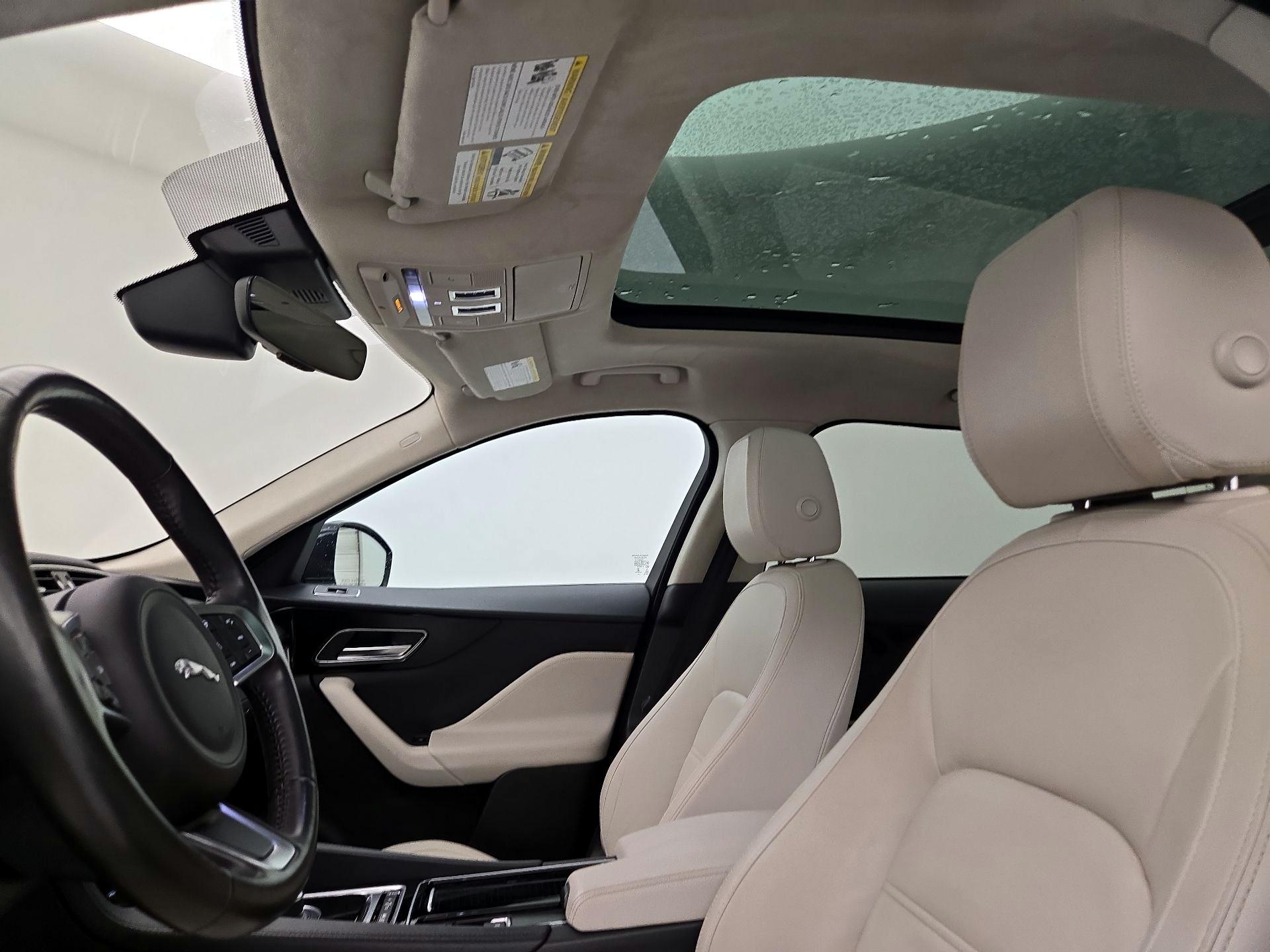 Thumbnail: 2020 Jaguar F-Pace - 19