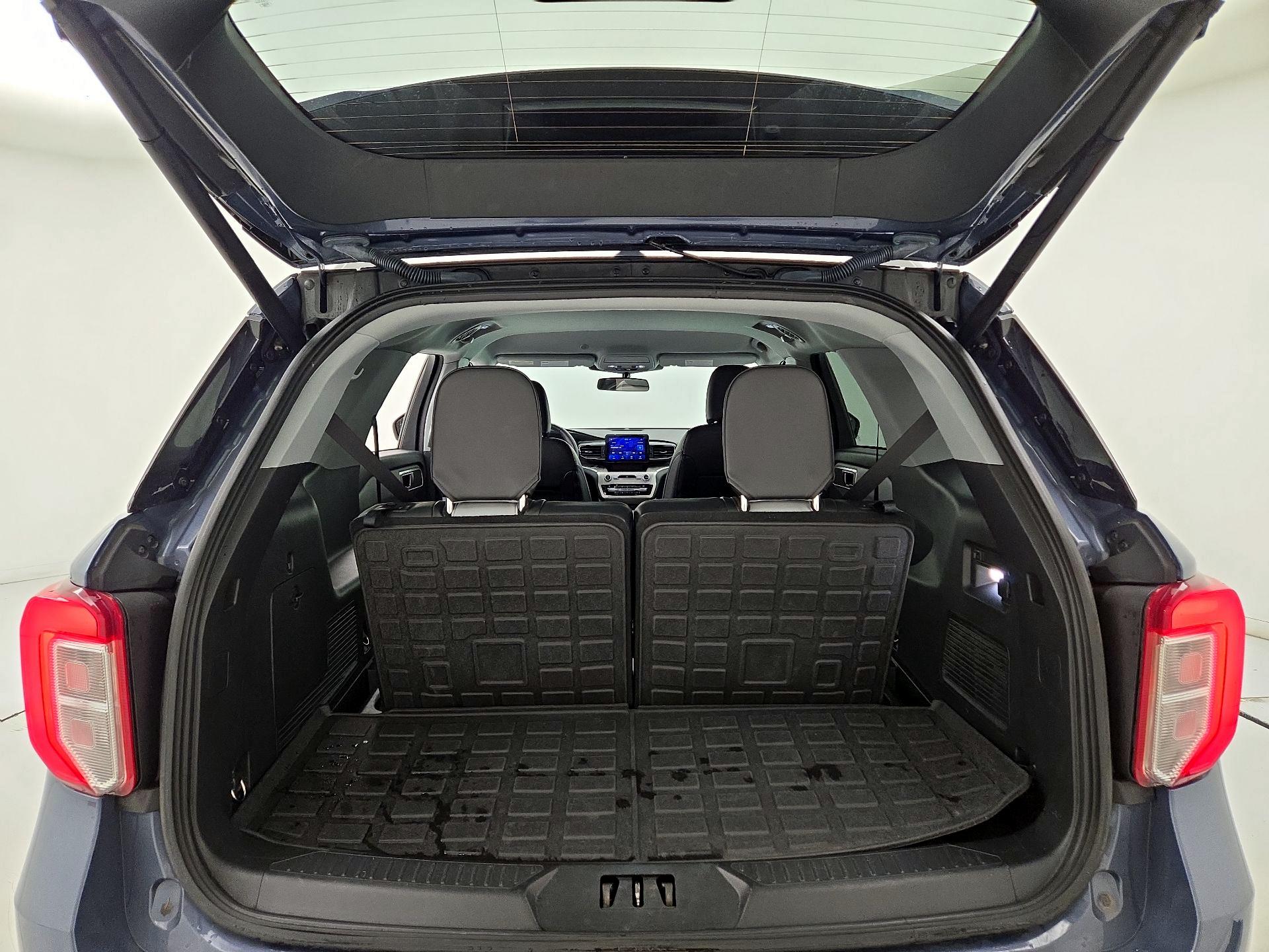 Thumbnail: 2021 Ford Explorer - 20