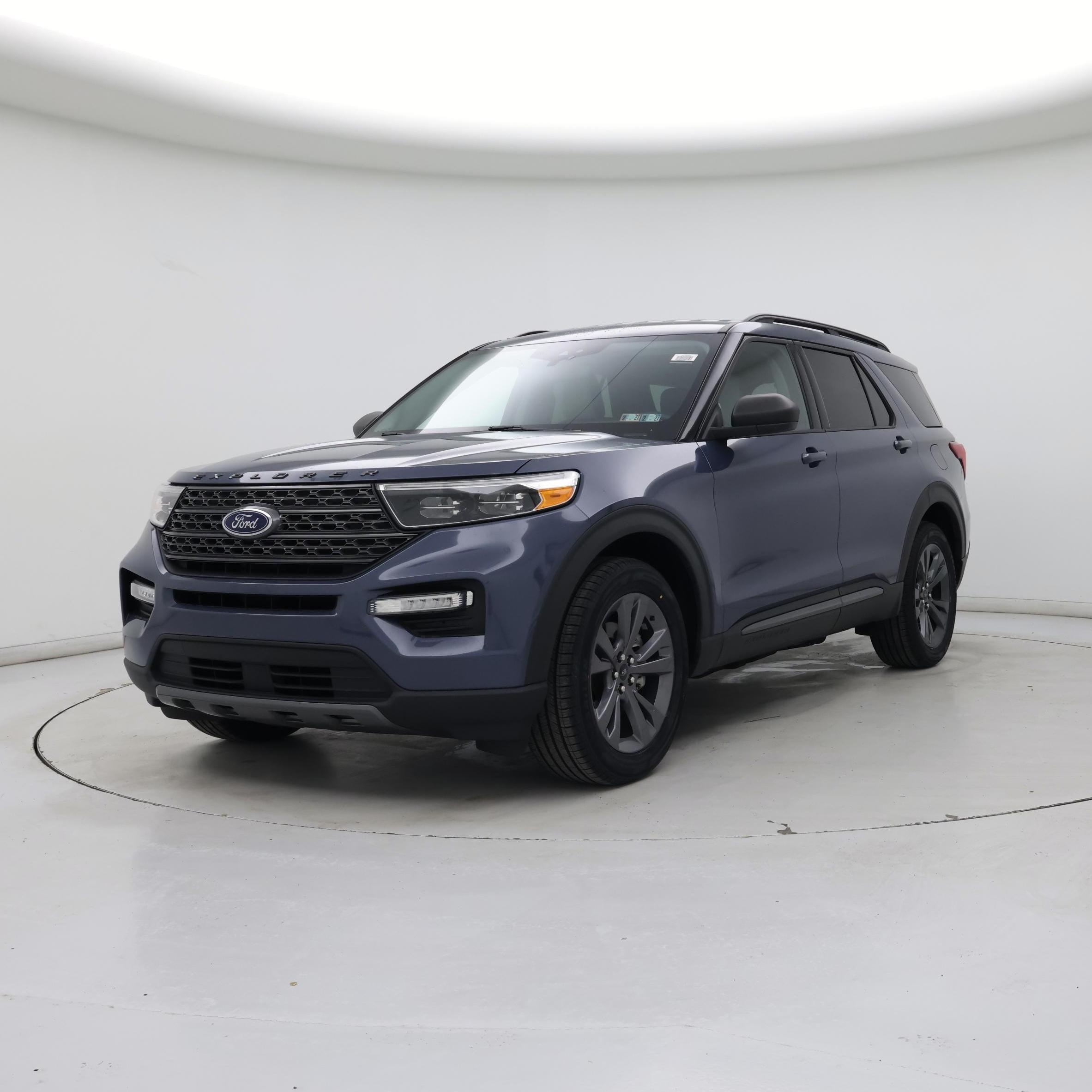 Thumbnail: 2021 Ford Explorer - 4