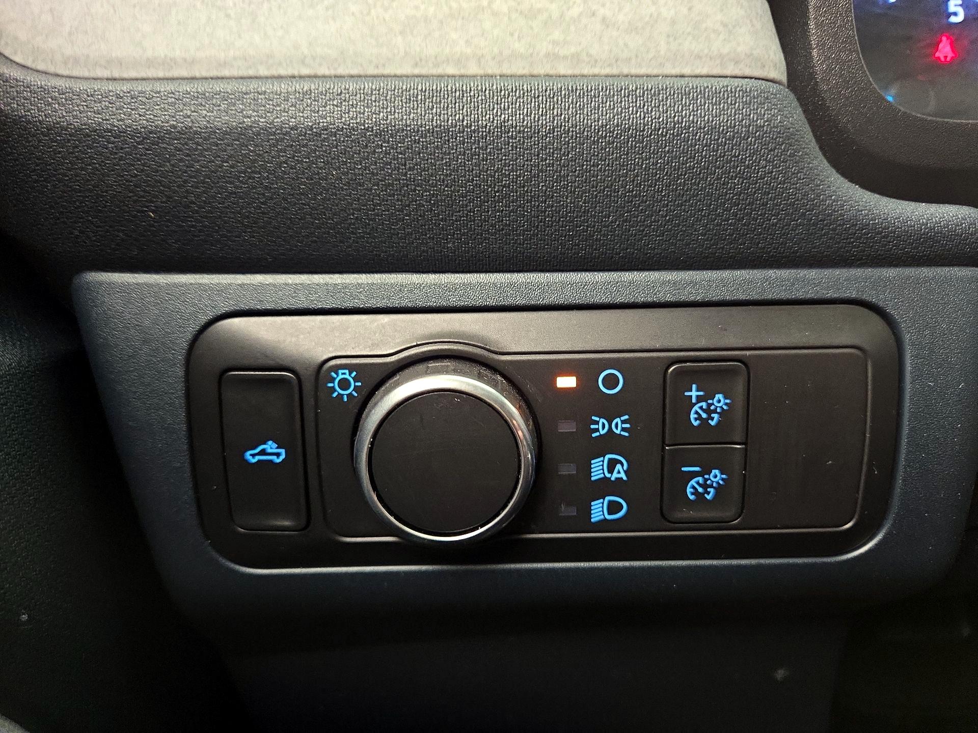 Thumbnail: 2022 Ford Maverick - 13