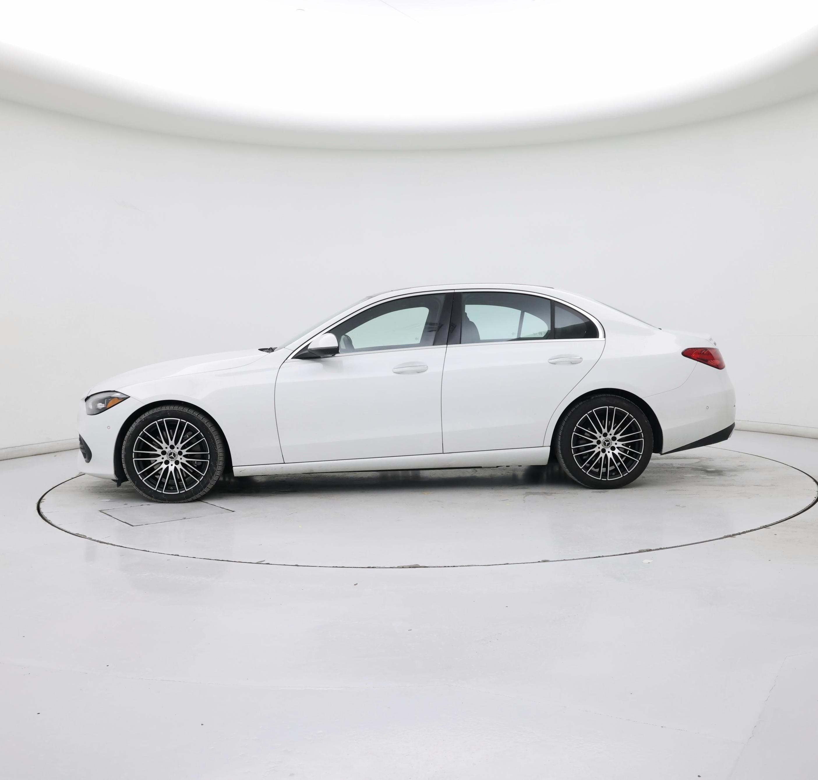 Thumbnail: 2024 Mercedes-Benz C-Class - 3