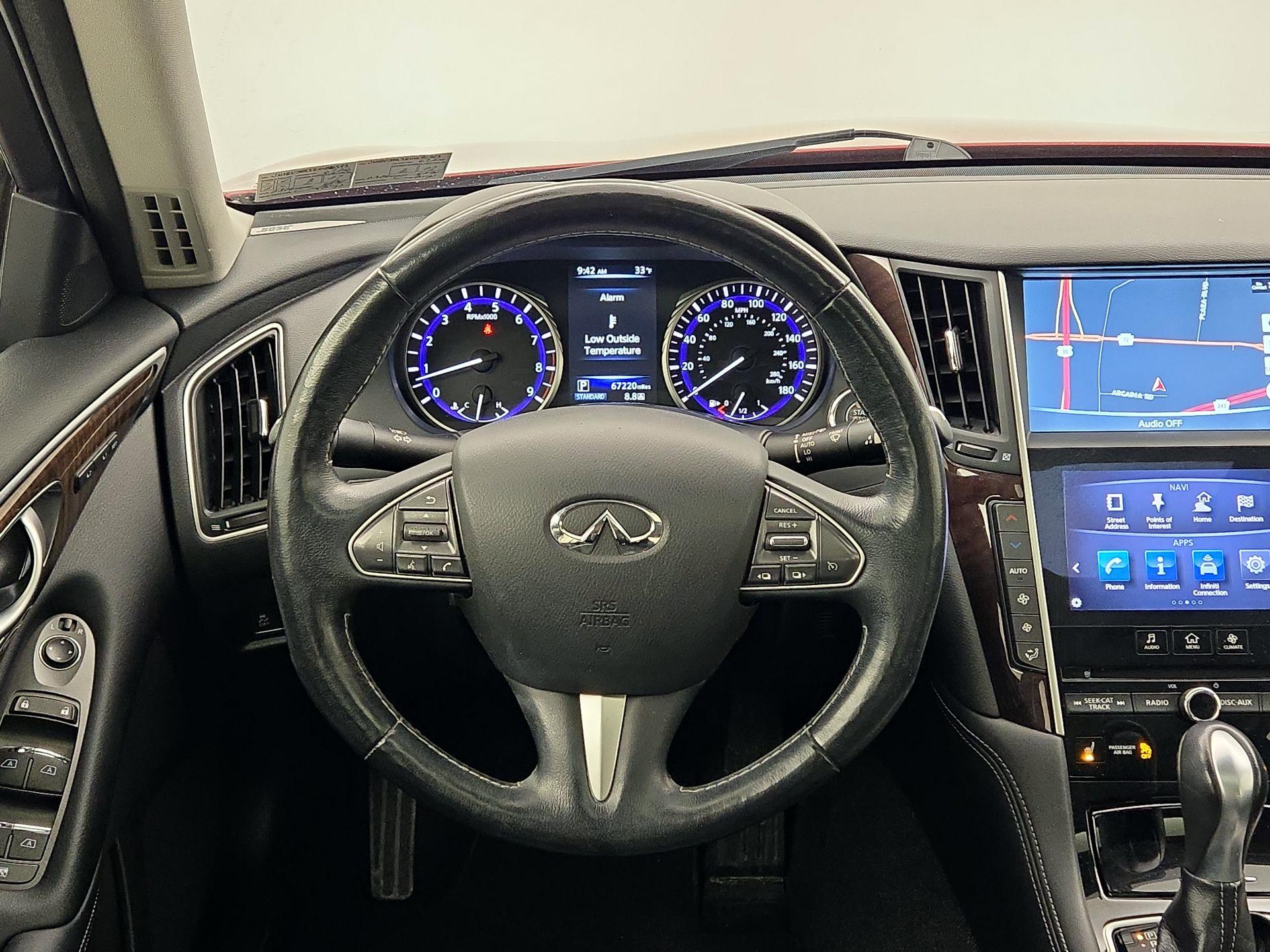 Thumbnail: 2014 INFINITI Q50 - 10