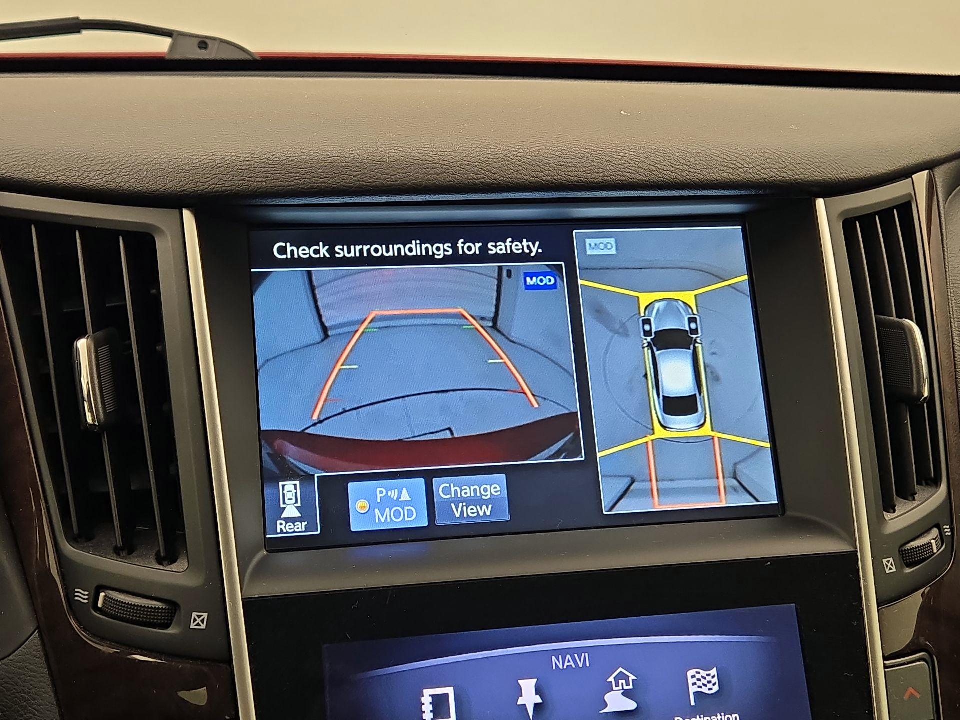 Thumbnail: 2014 INFINITI Q50 - 14