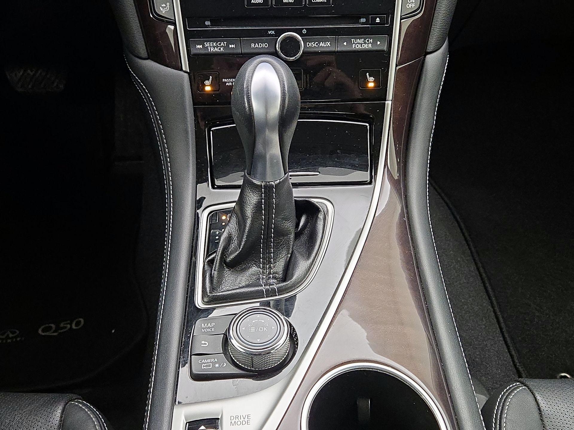 Thumbnail: 2014 INFINITI Q50 - 17