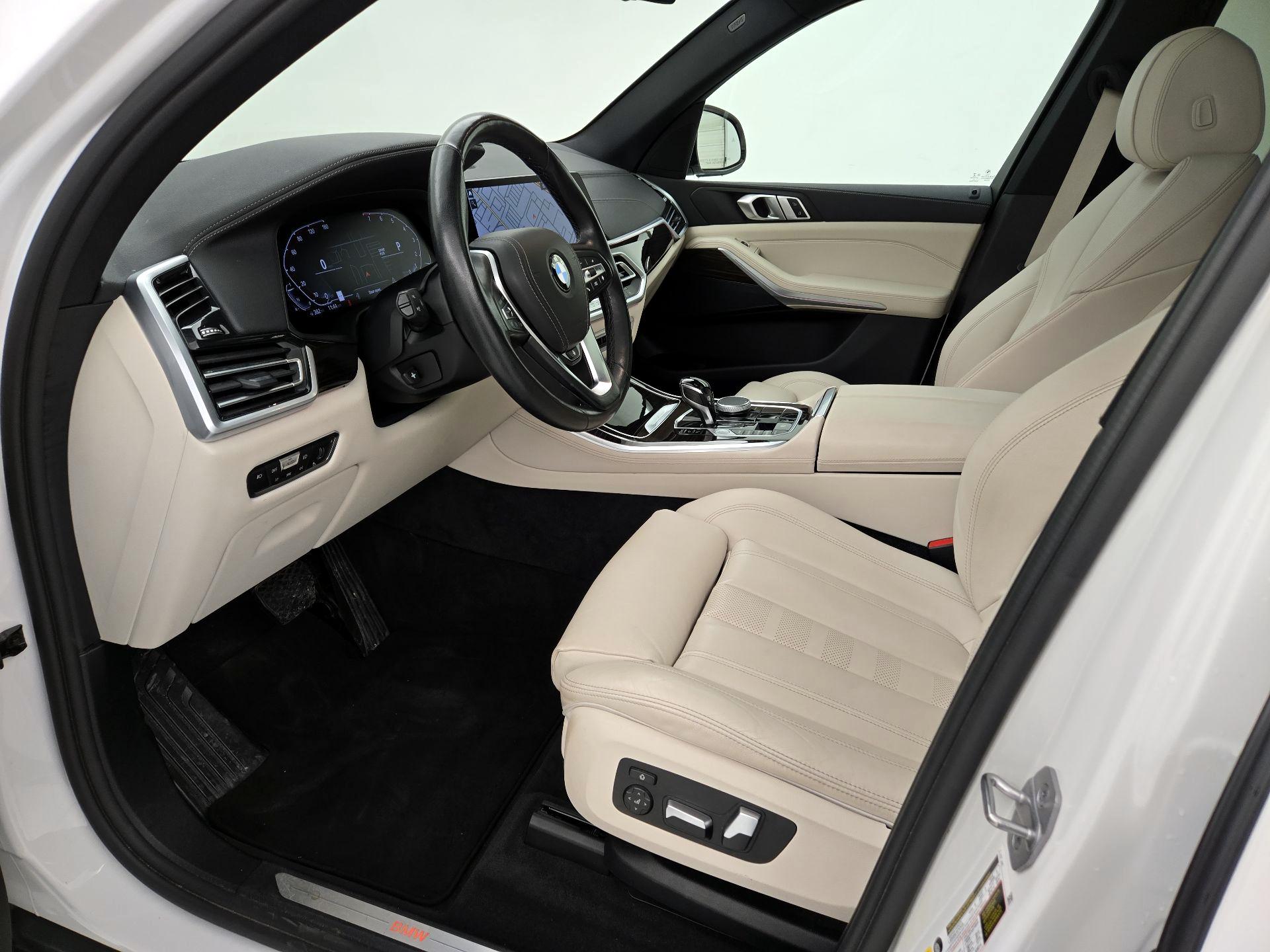 Thumbnail: 2021 BMW X5 - 11