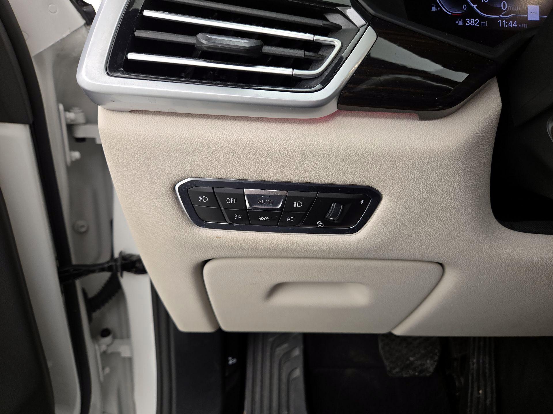 Thumbnail: 2021 BMW X5 - 13