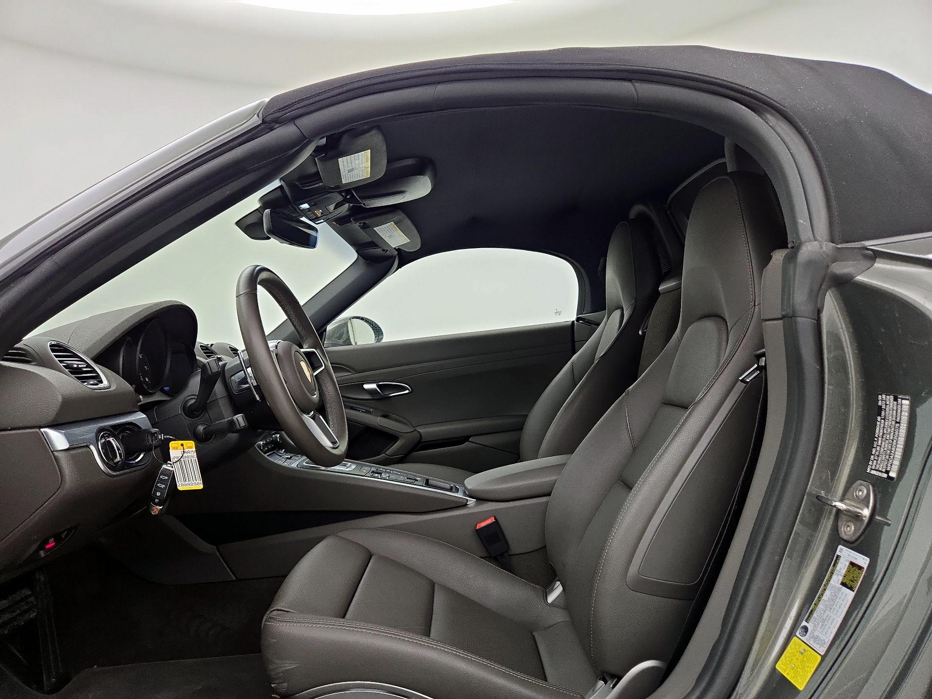 Thumbnail: 2024 Porsche 718 Boxster - 11