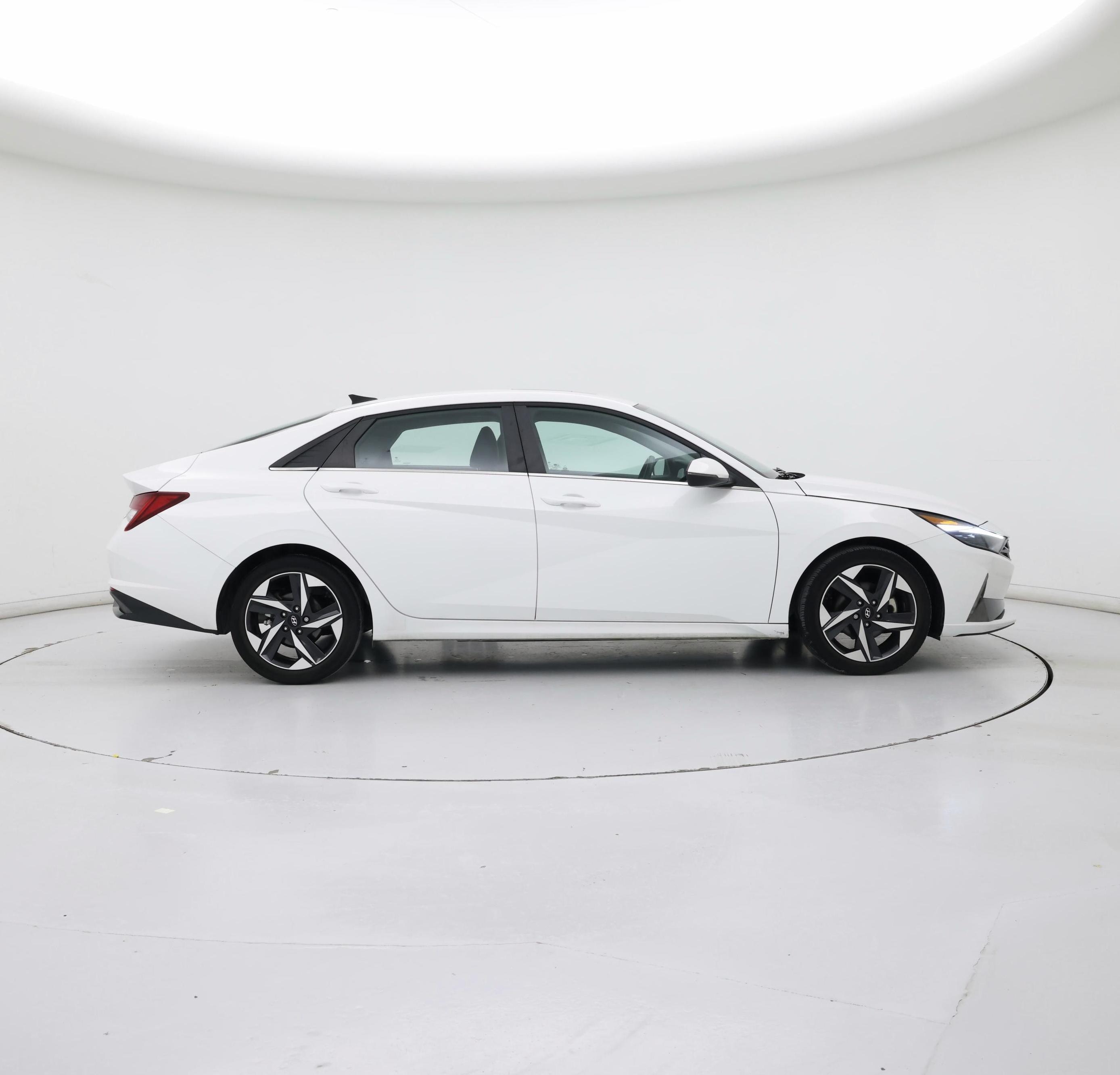 Thumbnail: 2023 Hyundai Elantra - 7