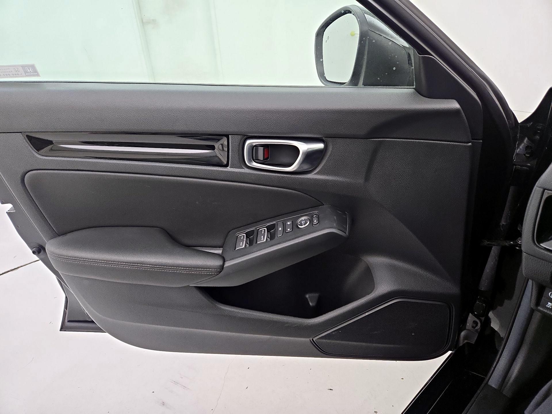 Thumbnail: 2024 Honda Civic - 12