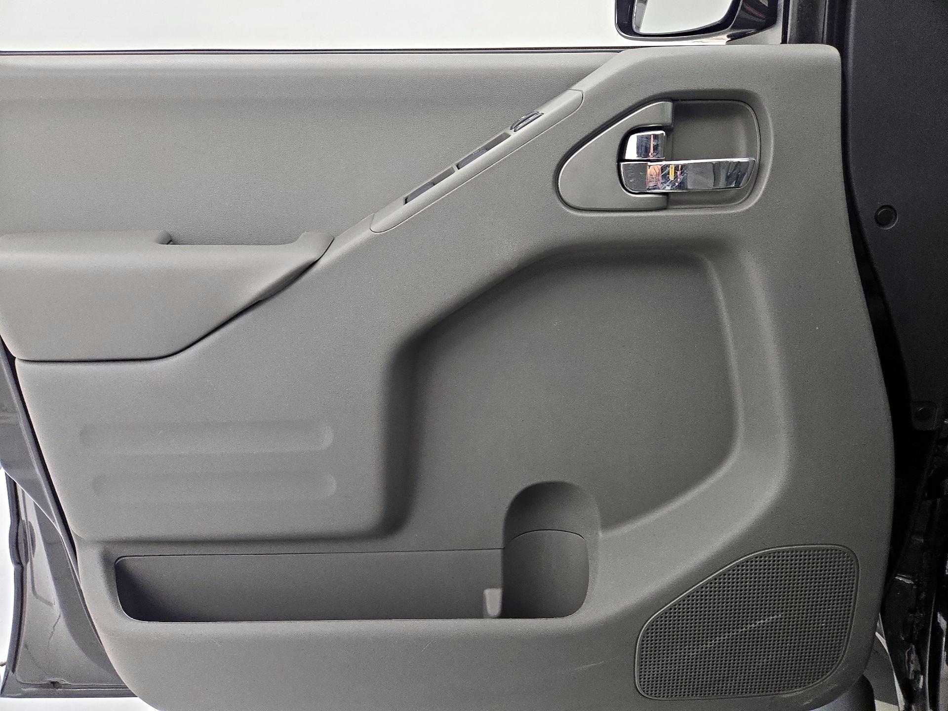 Thumbnail: 2020 Nissan Frontier - 12