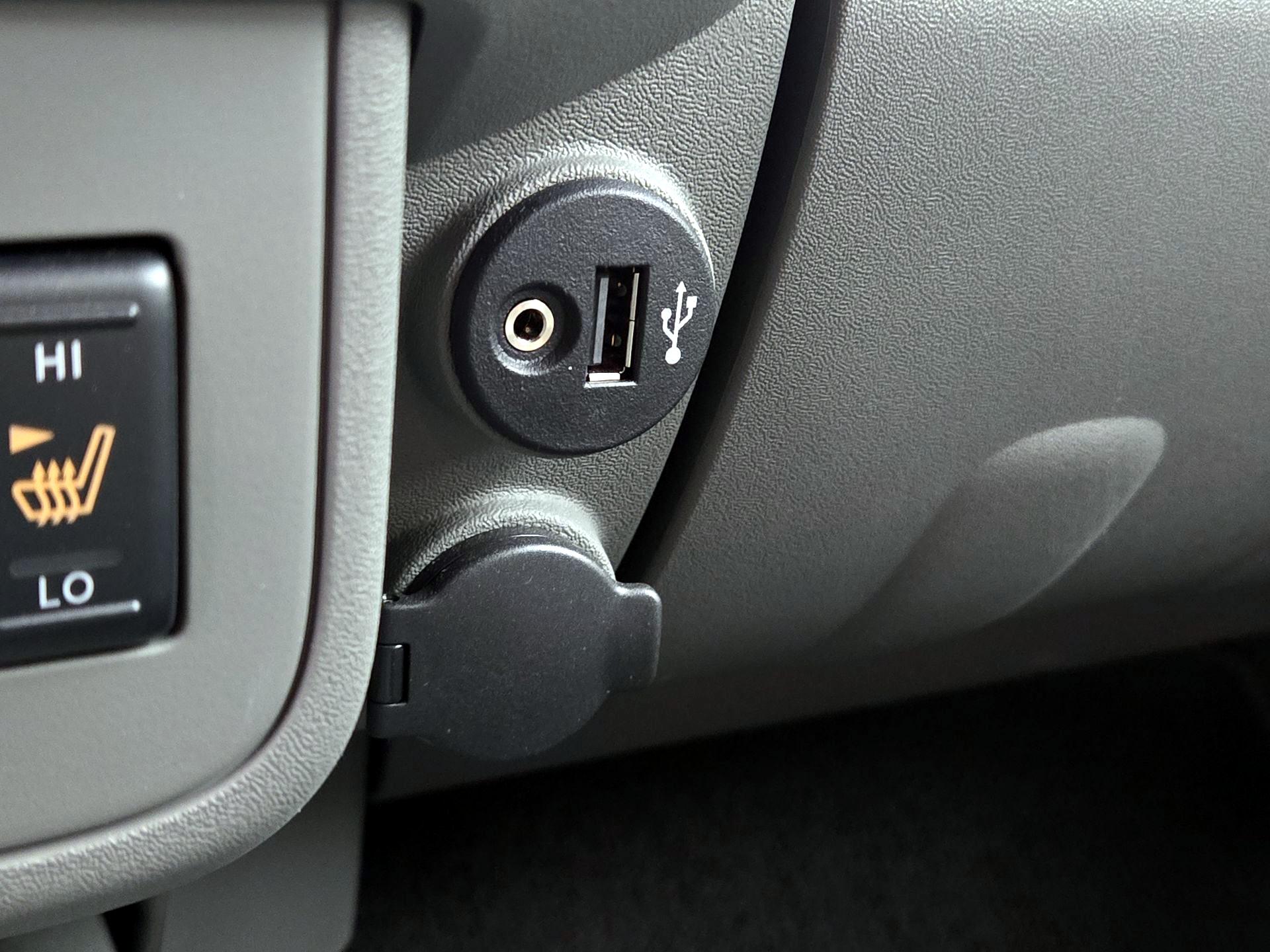 Thumbnail: 2020 Nissan Frontier - 17