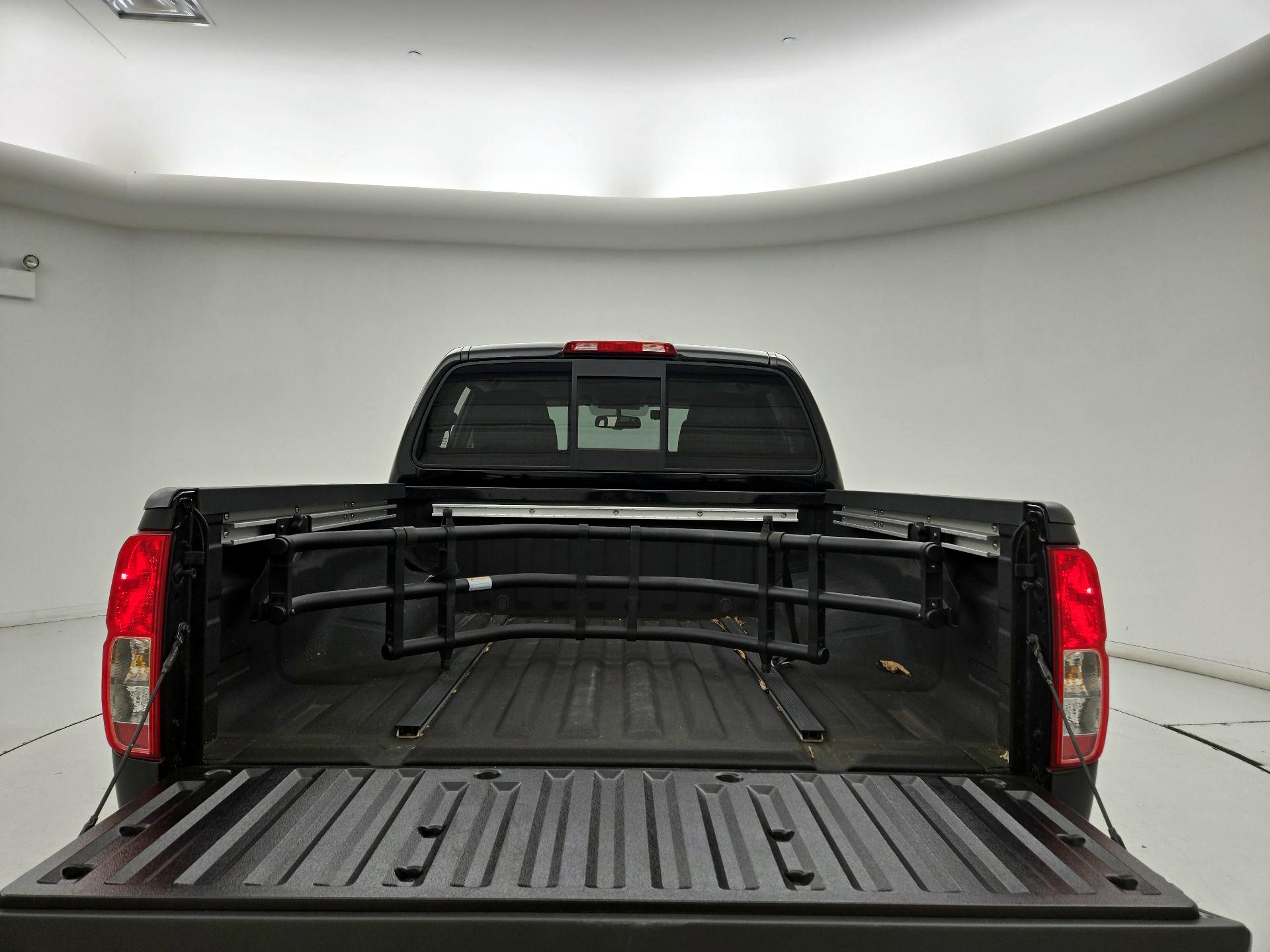 Thumbnail: 2020 Nissan Frontier - 19