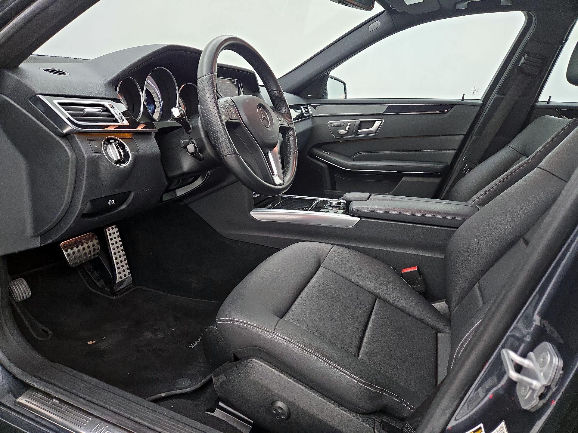 Thumbnail: 2016 Mercedes-Benz E-Class - 11