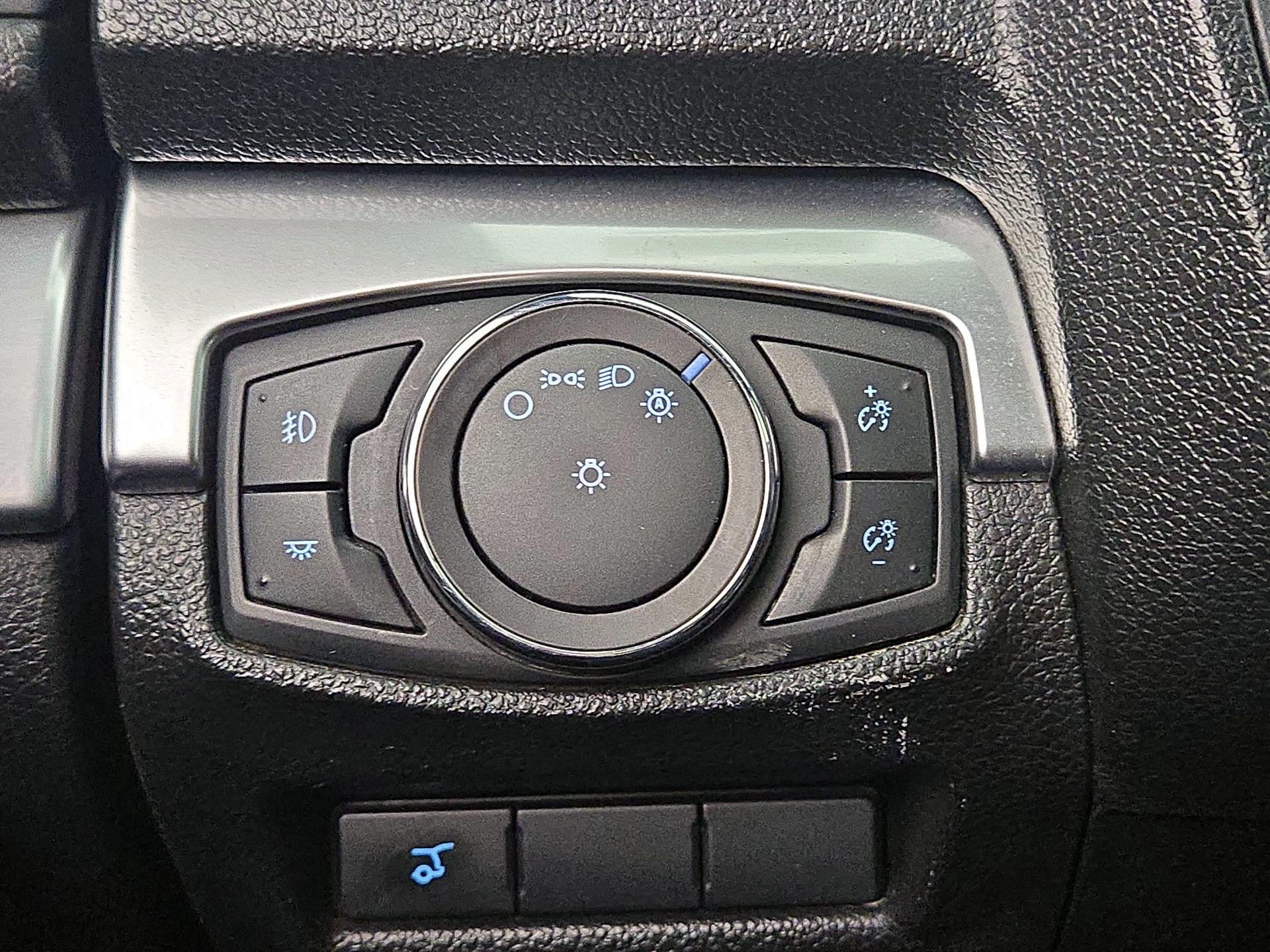 Thumbnail: 2018 Ford Explorer - 13