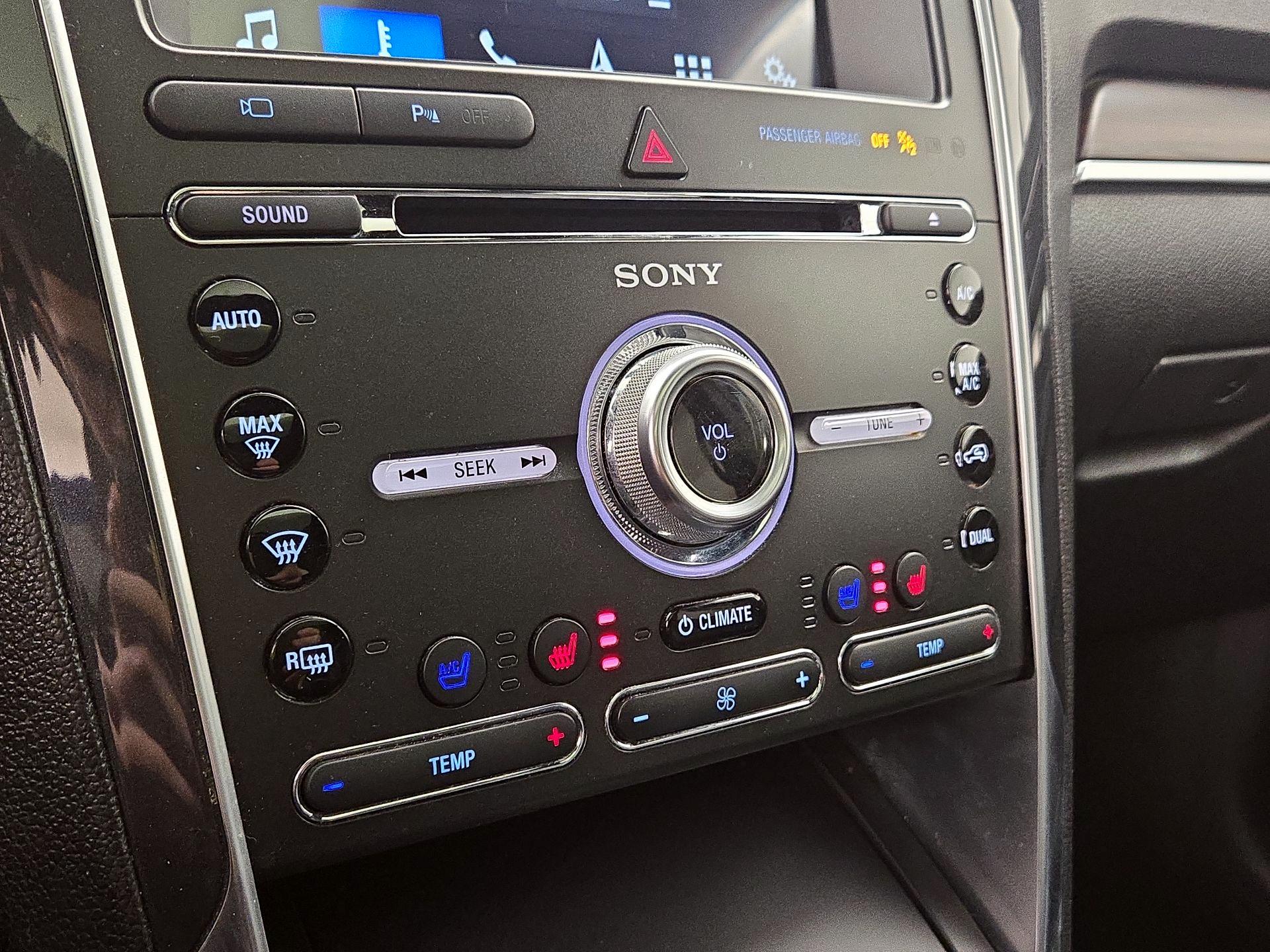 Thumbnail: 2018 Ford Explorer - 17