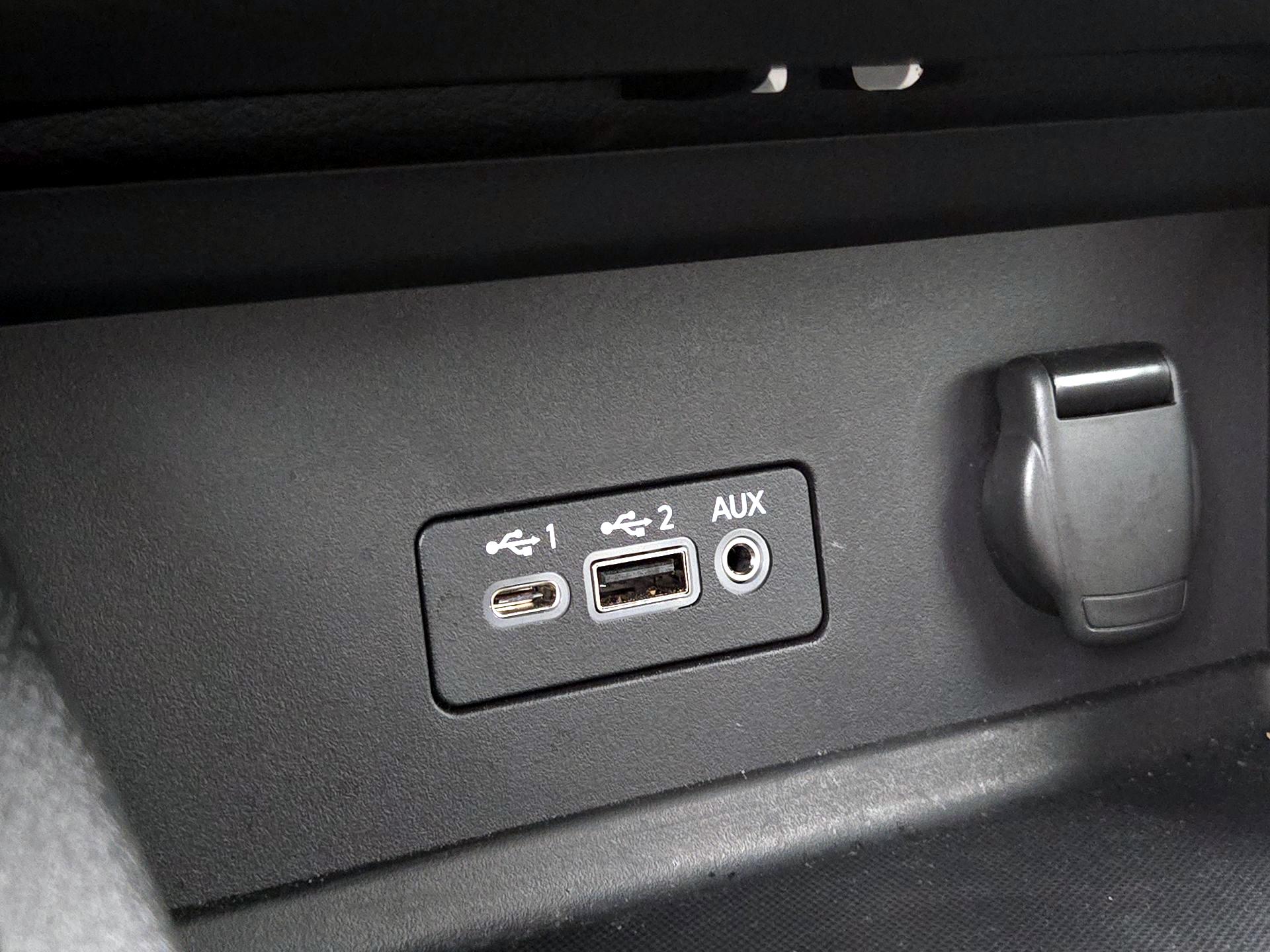 Thumbnail: 2023 Nissan Sentra - 18