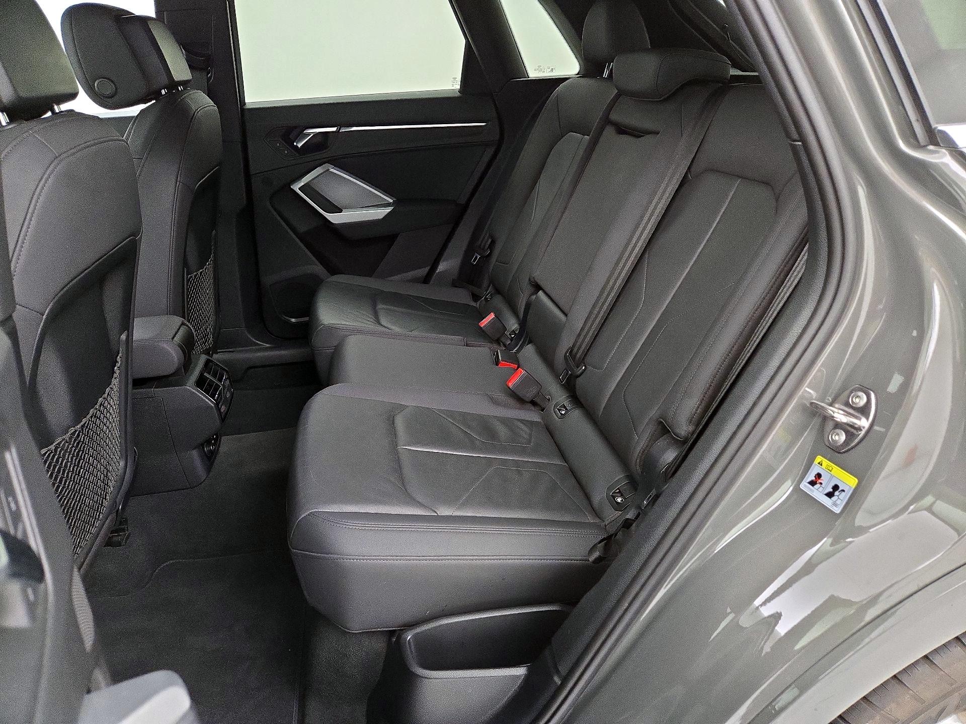 Thumbnail: 2021 Audi Q3 - 20