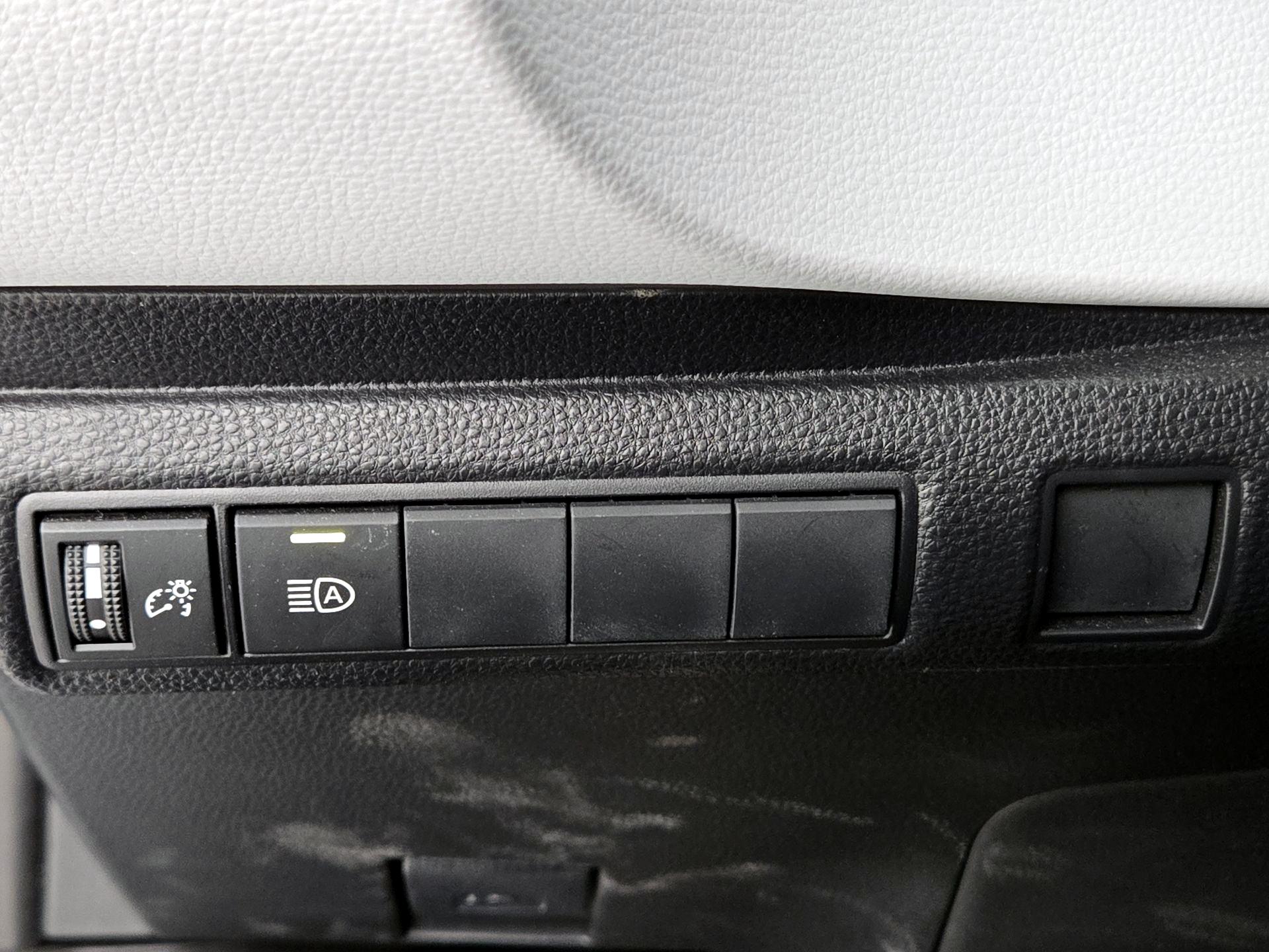 Thumbnail: 2022 Toyota Corolla - 13