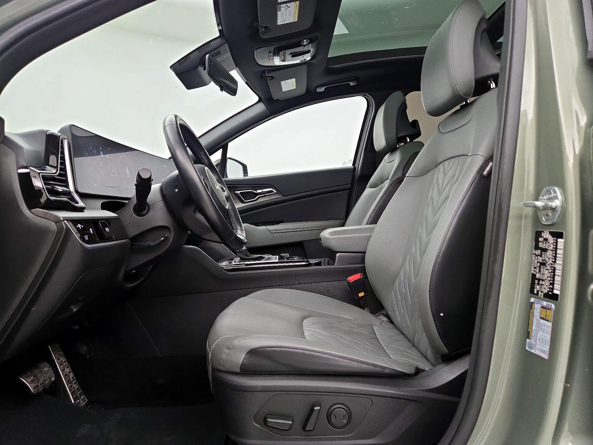 Thumbnail: 2023 Kia Sportage - 11