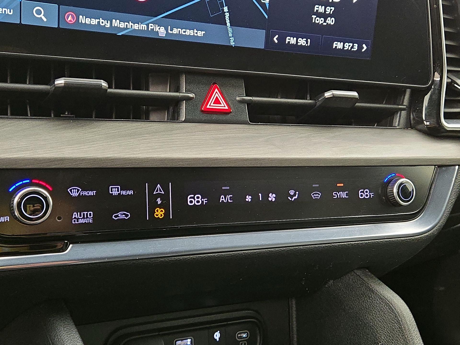 Thumbnail: 2023 Kia Sportage - 16