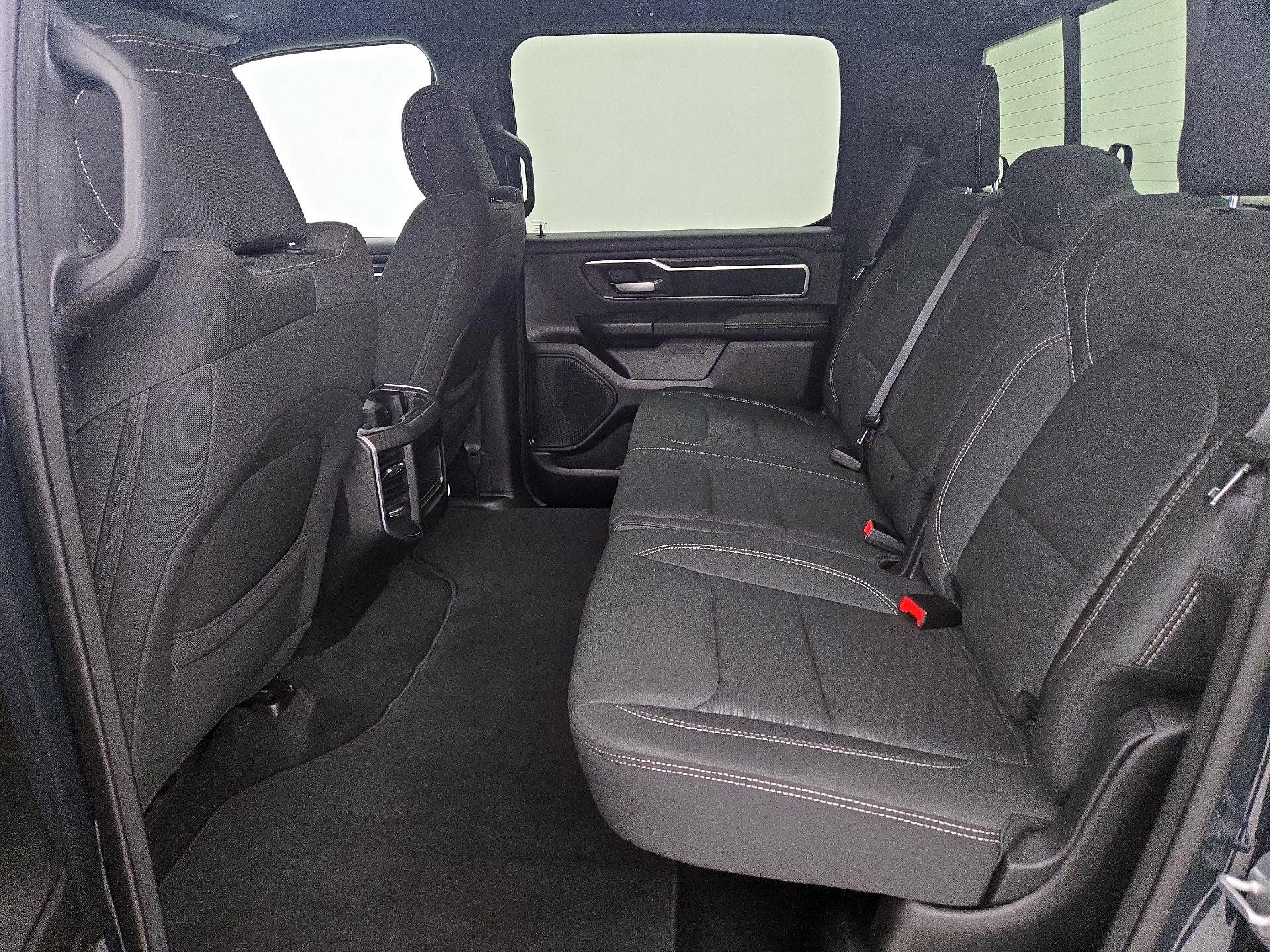 Thumbnail: 2025 RAM 1500 - 19