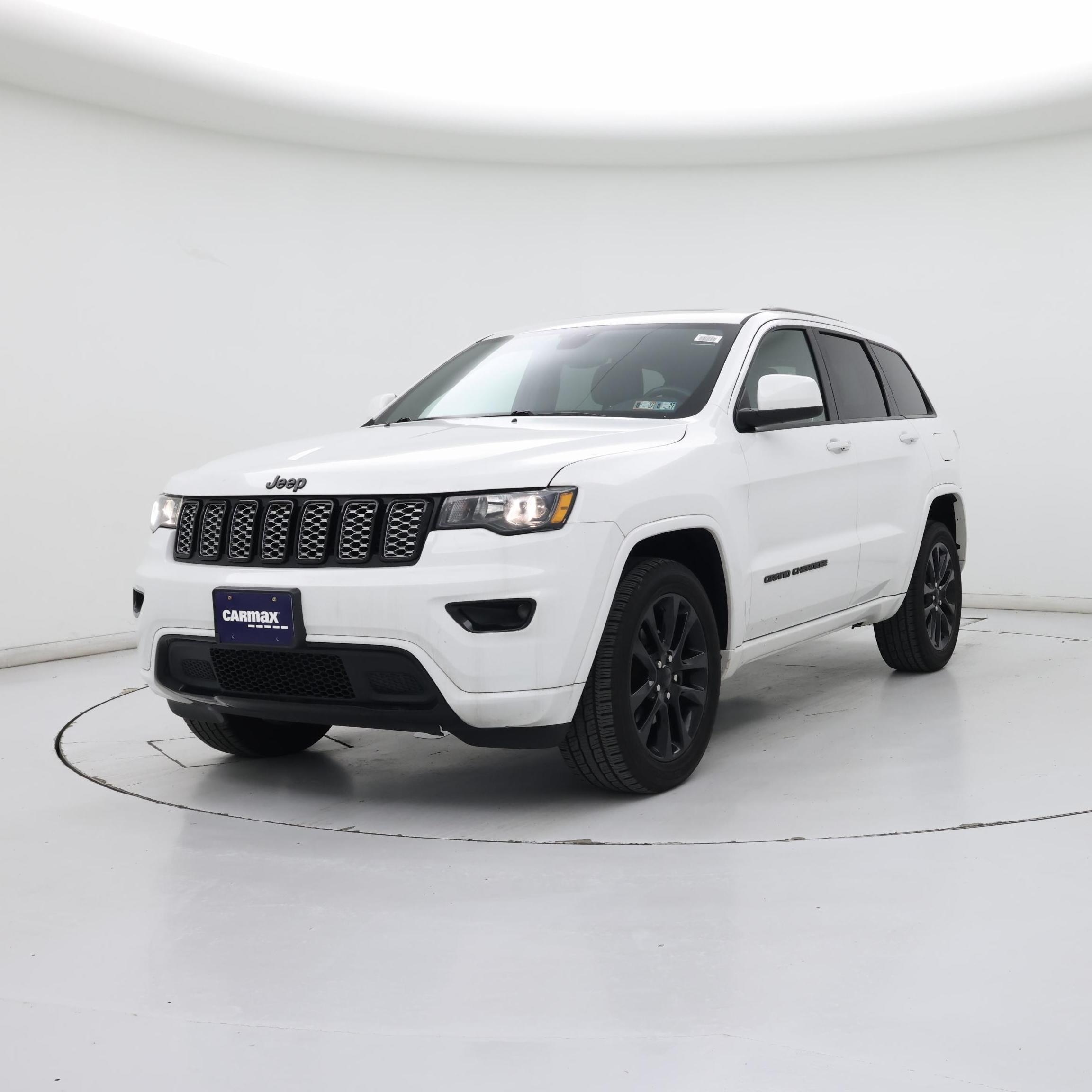 Thumbnail: 2020 Jeep Grand Cherokee - 4