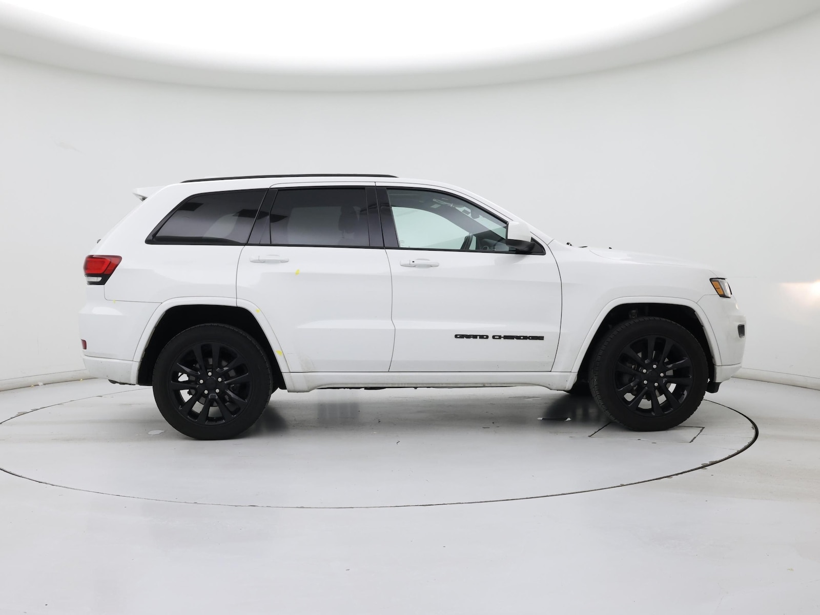2020 Jeep Grand Cherokee Altitude - Photo 8