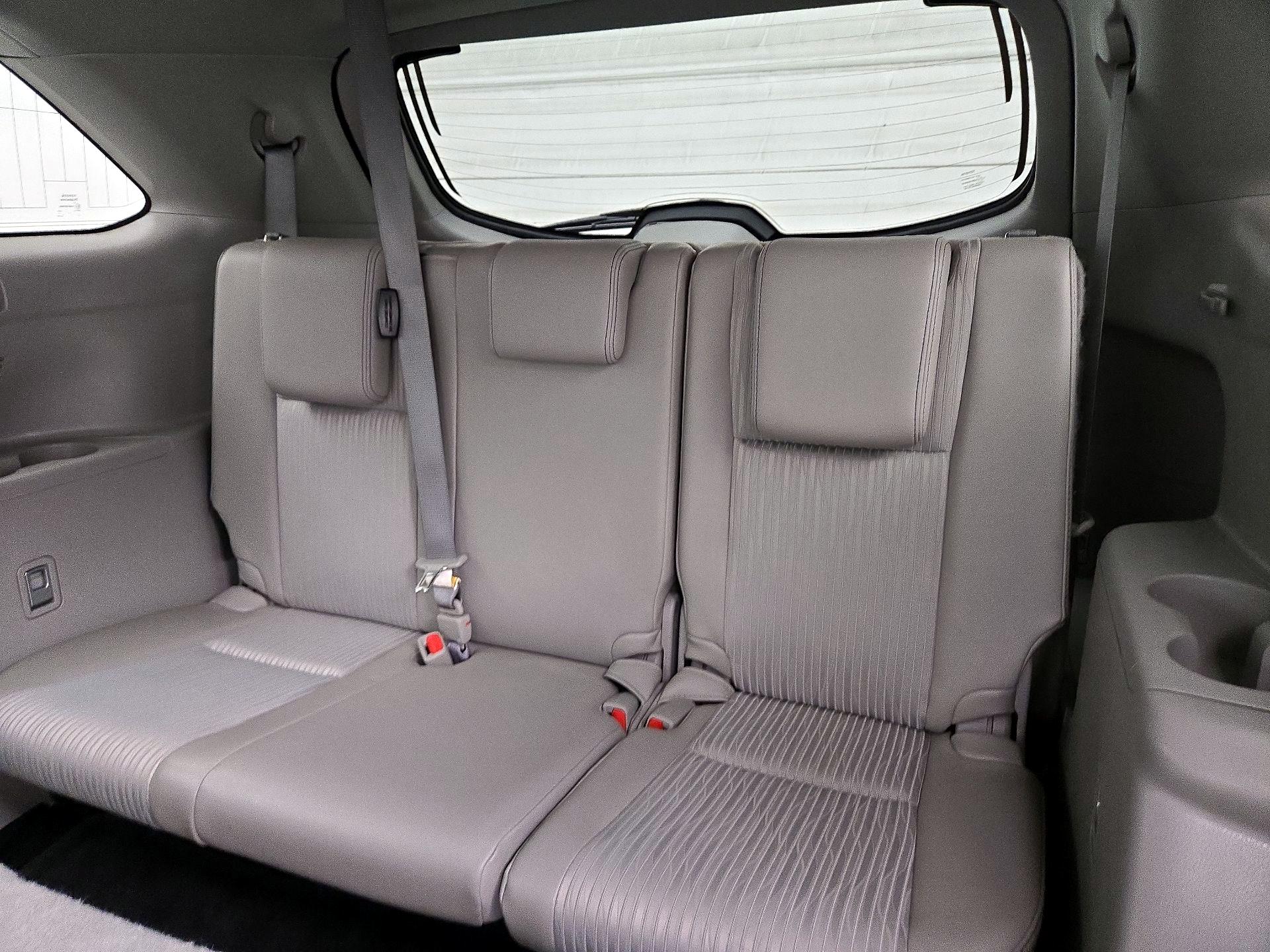 Thumbnail: 2015 Toyota Highlander - 19