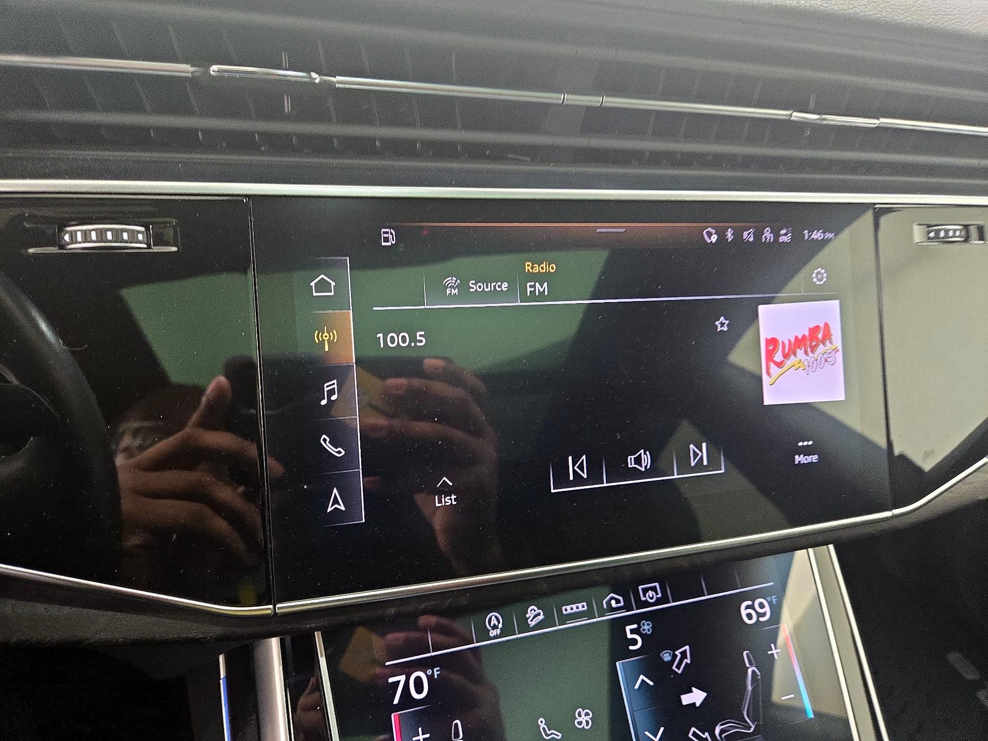 Thumbnail: 2021 Audi Q8 - 15