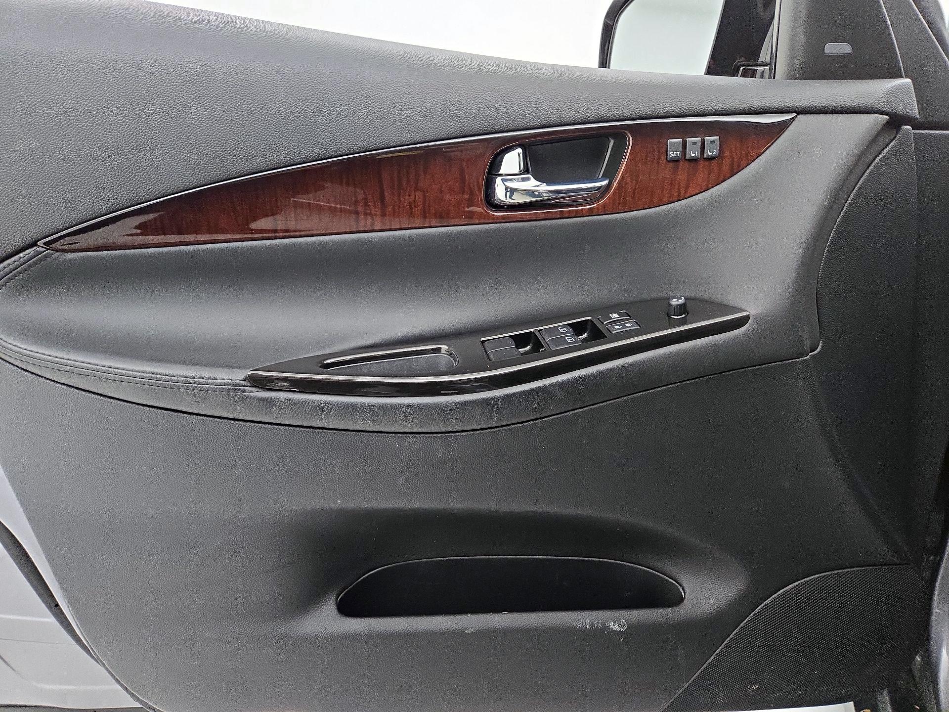 Thumbnail: 2015 INFINITI QX50 - 12