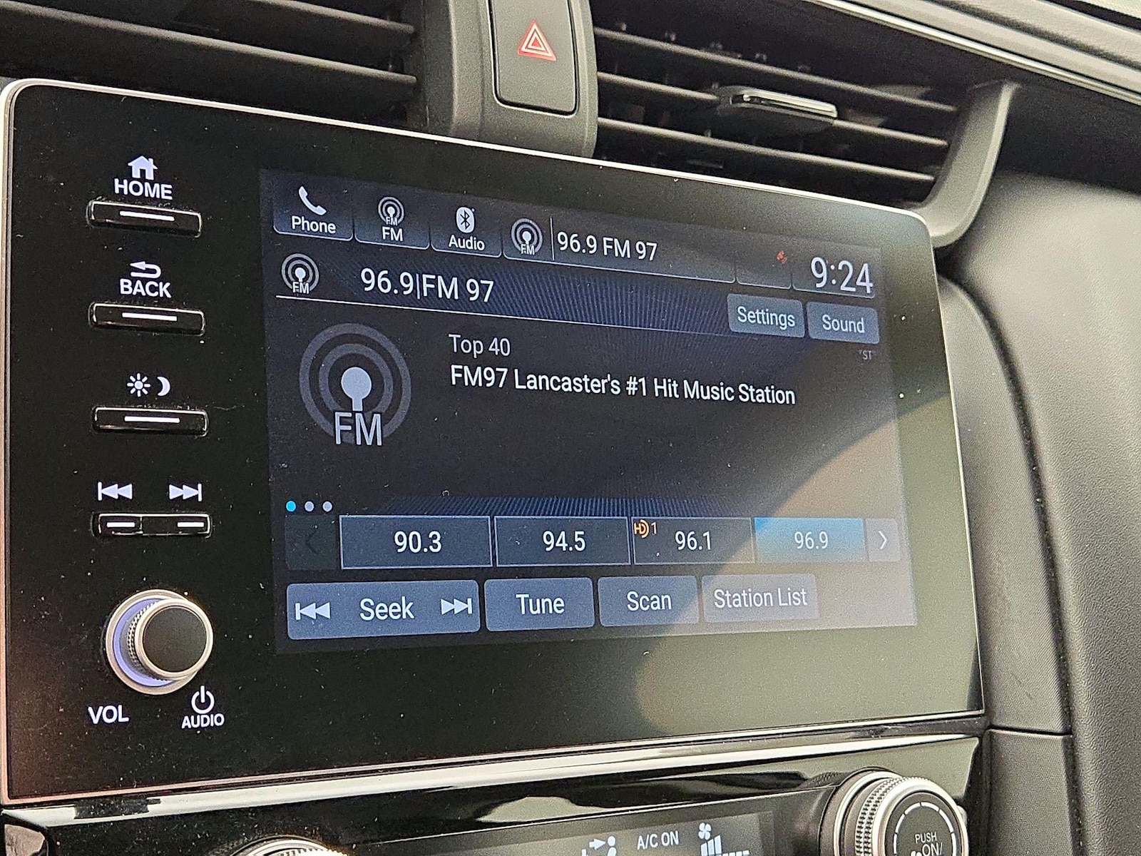 2020 Honda Insight EX - Photo 15