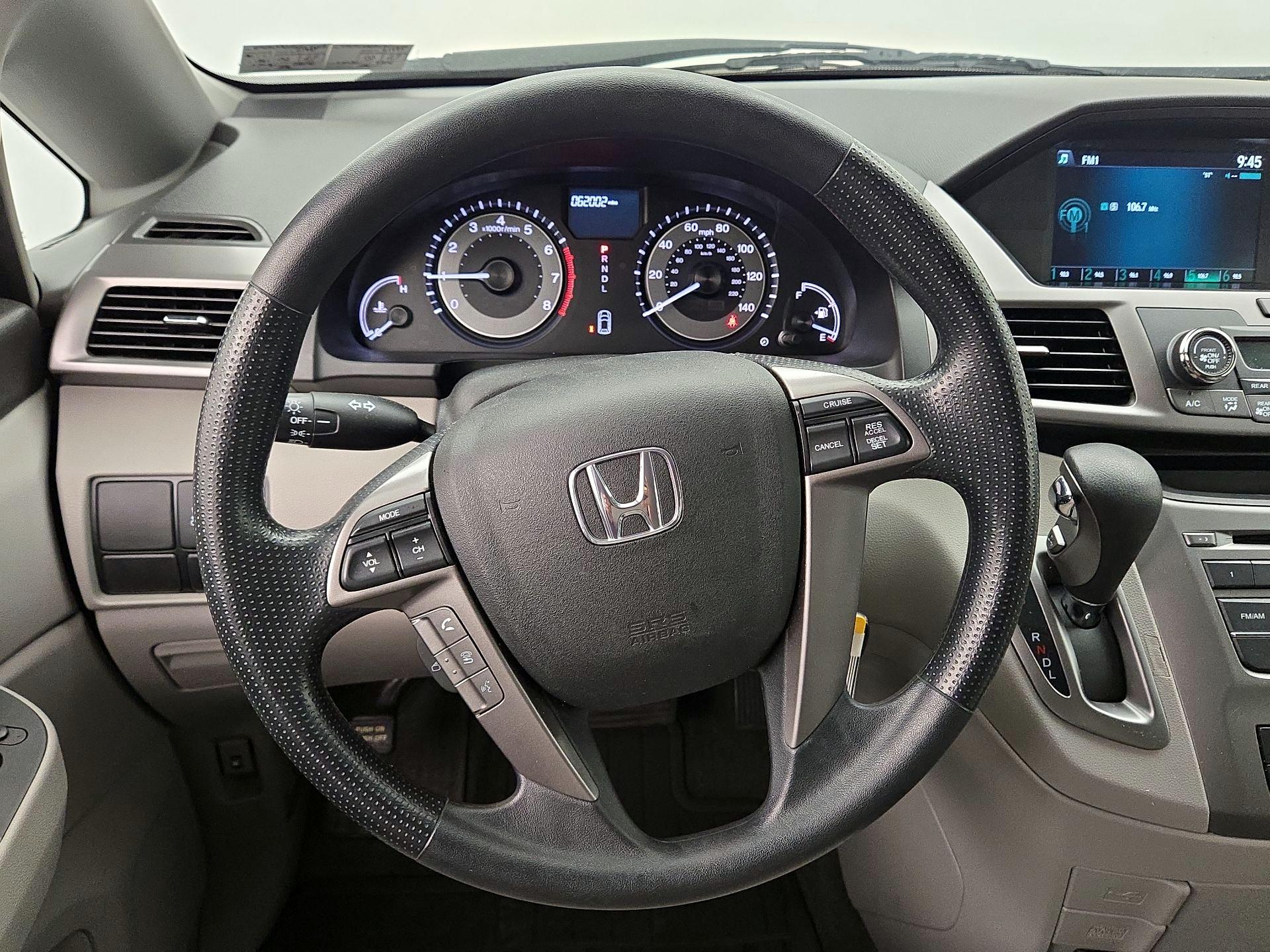 Thumbnail: 2016 Honda Odyssey - 10