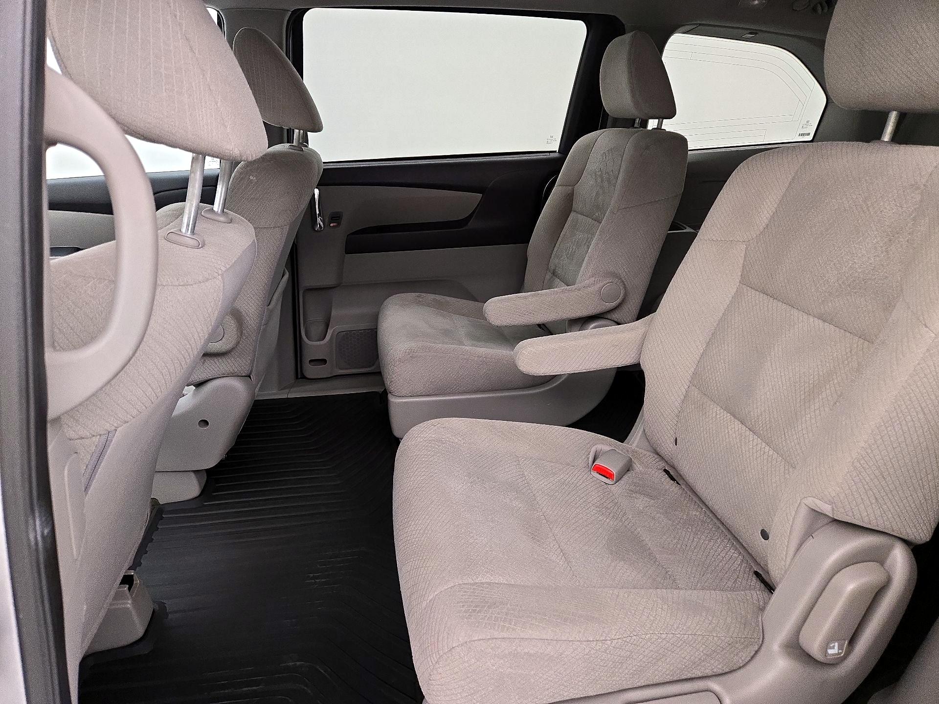 Thumbnail: 2016 Honda Odyssey - 18