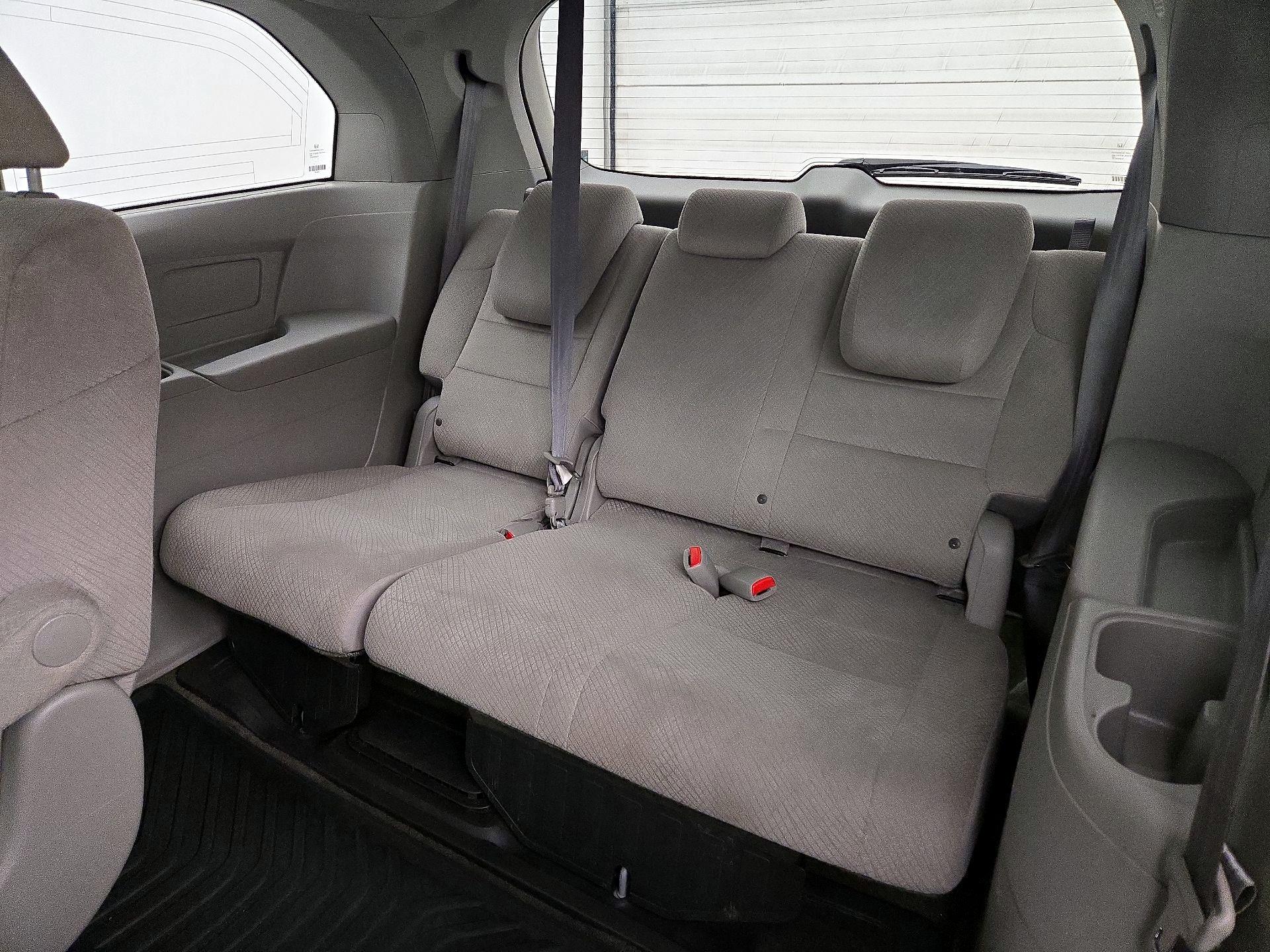 Thumbnail: 2016 Honda Odyssey - 19