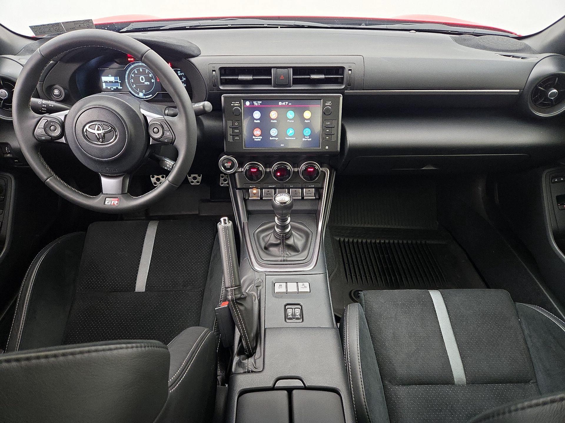 Thumbnail: 2025 Toyota GR86 - 9