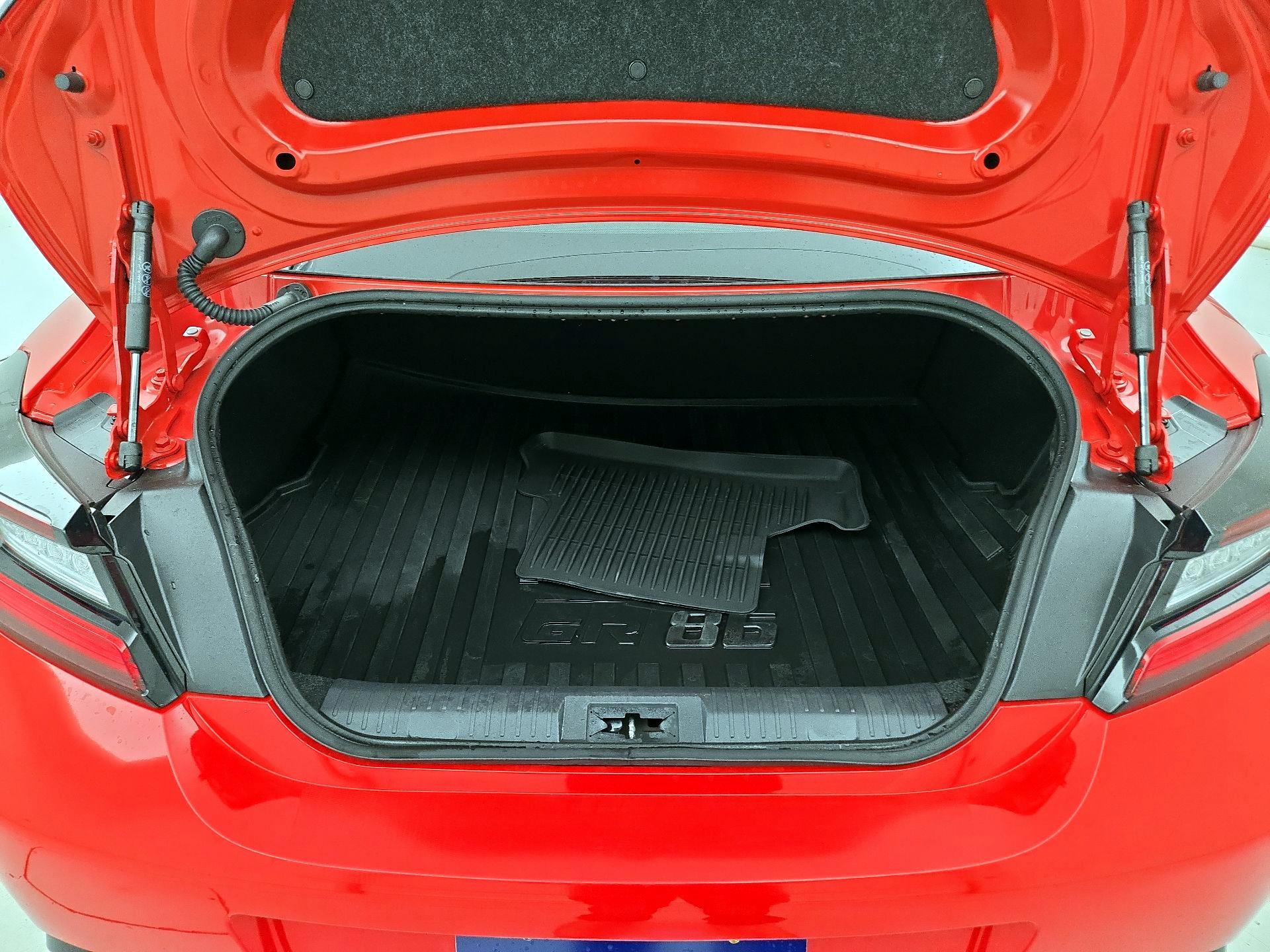 Thumbnail: 2025 Toyota GR86 - 19