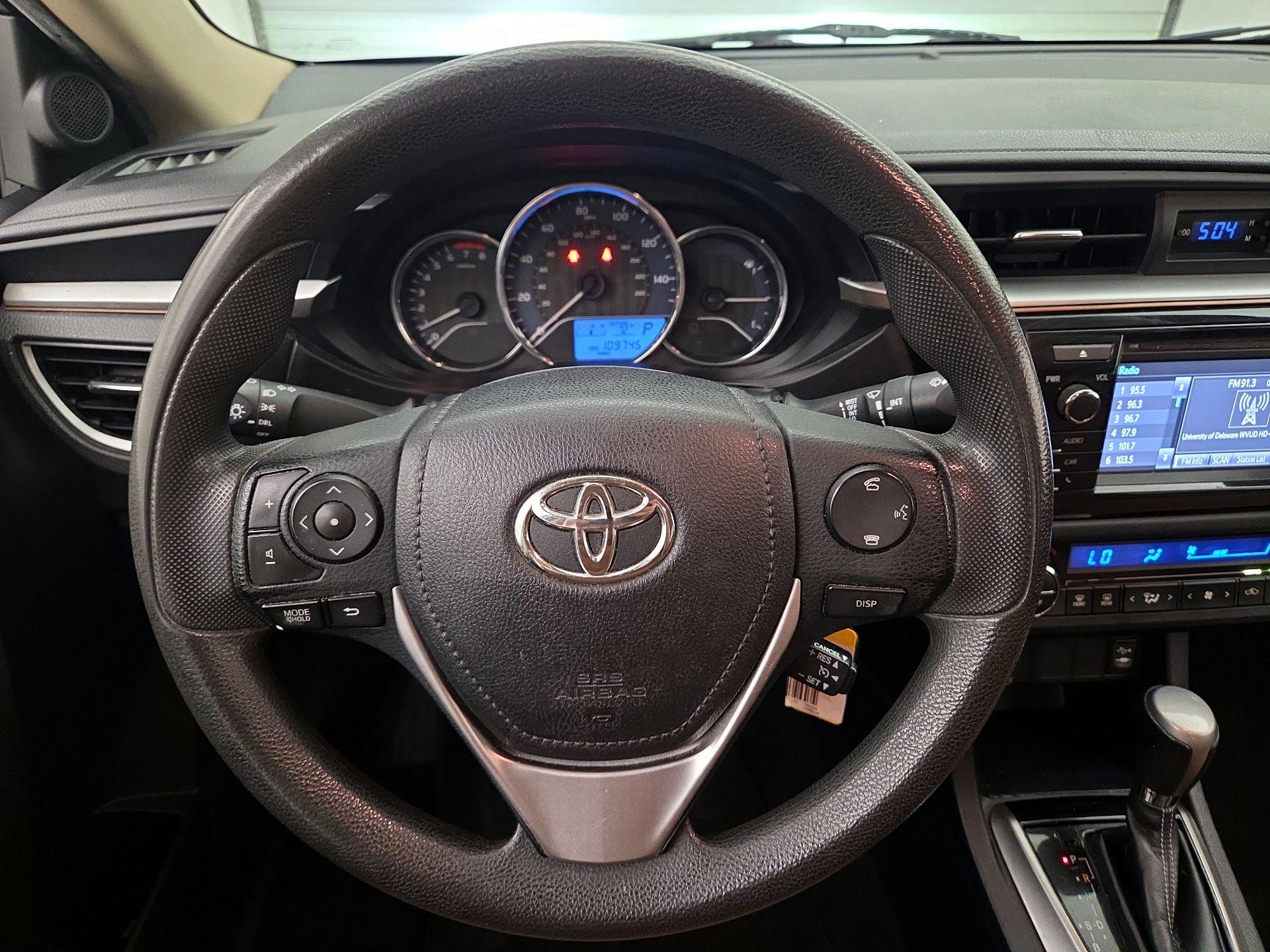 Thumbnail: 2014 Toyota Corolla - 10