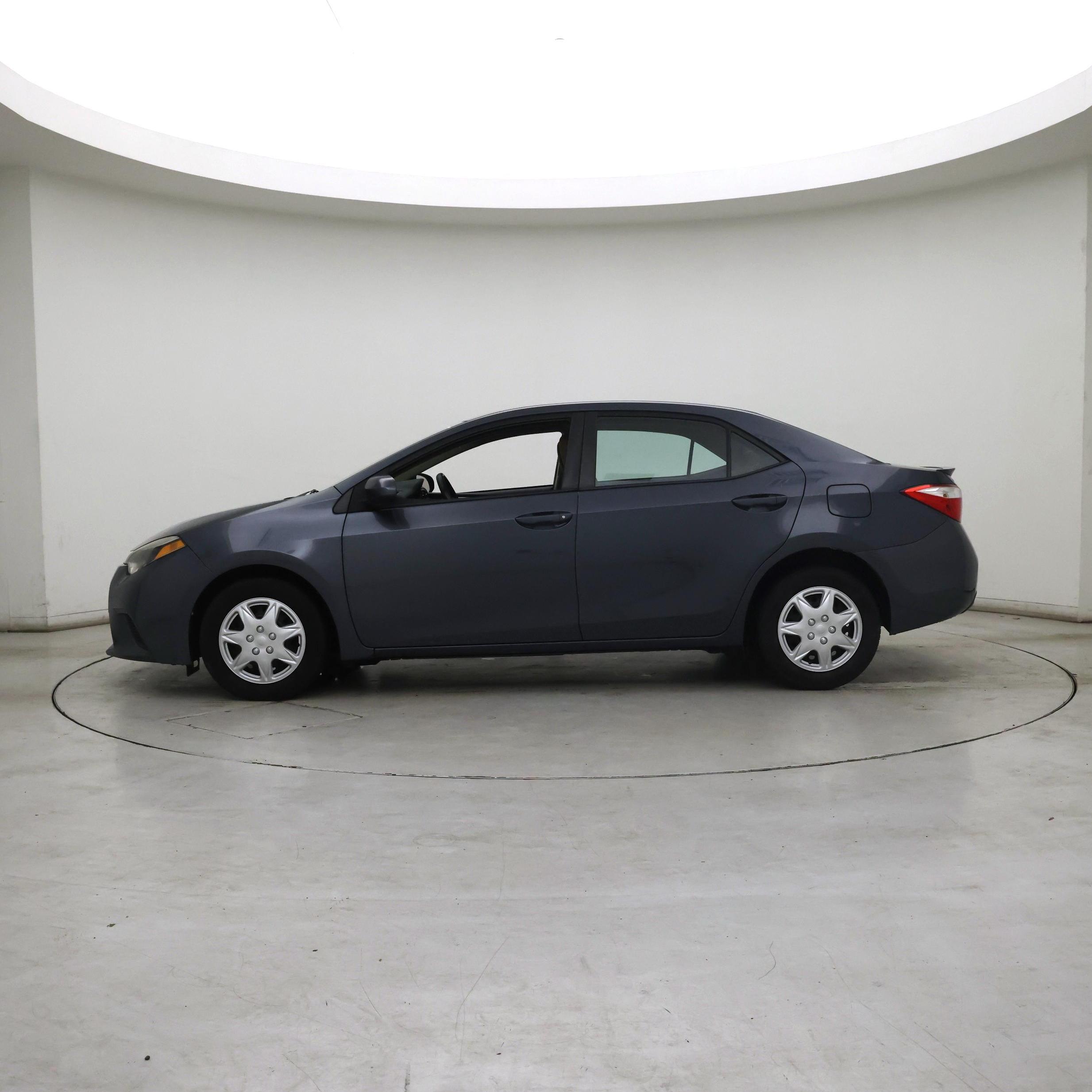 Thumbnail: 2014 Toyota Corolla - 3