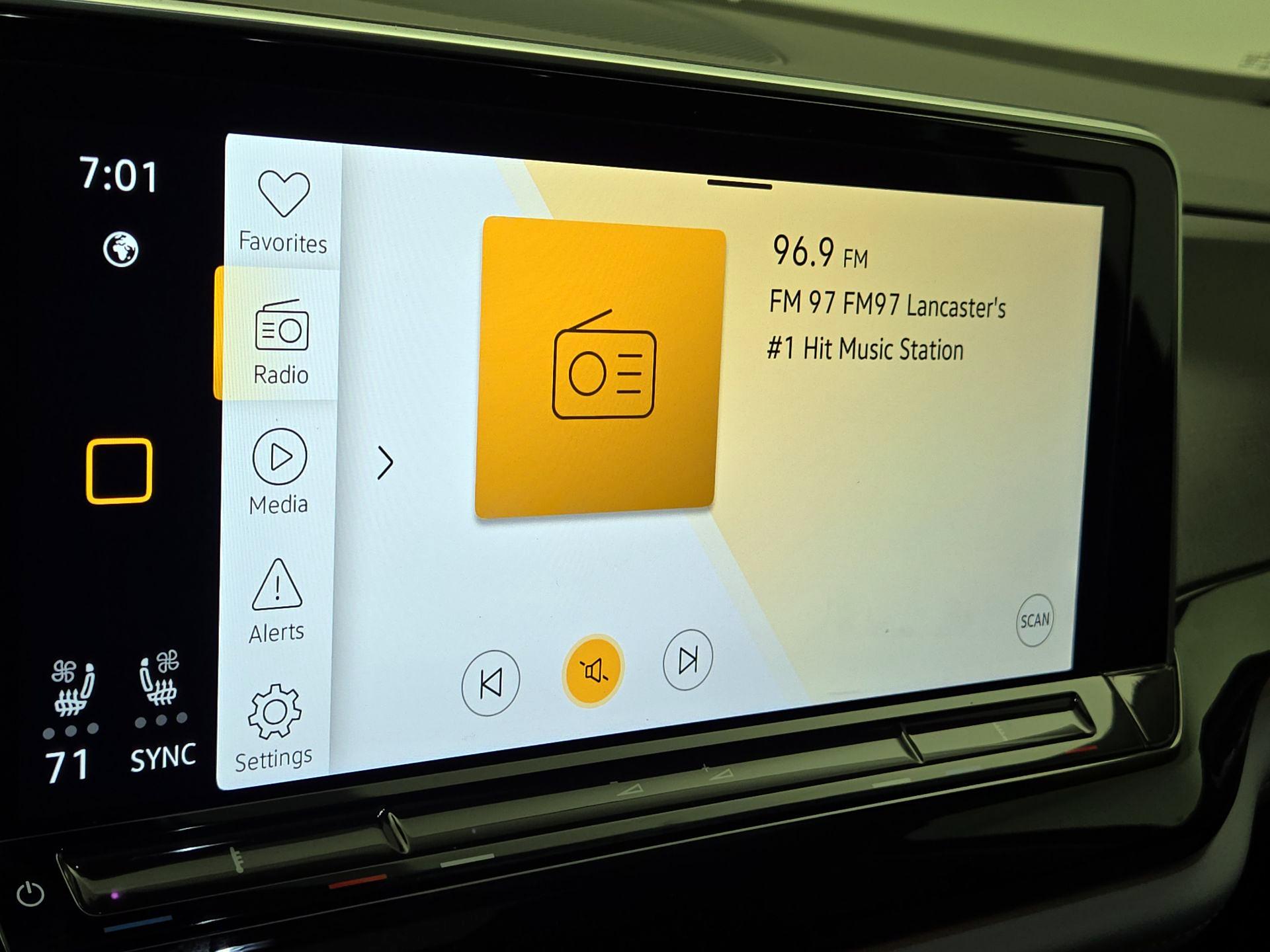 Thumbnail: 2024 Volkswagen Atlas - 15