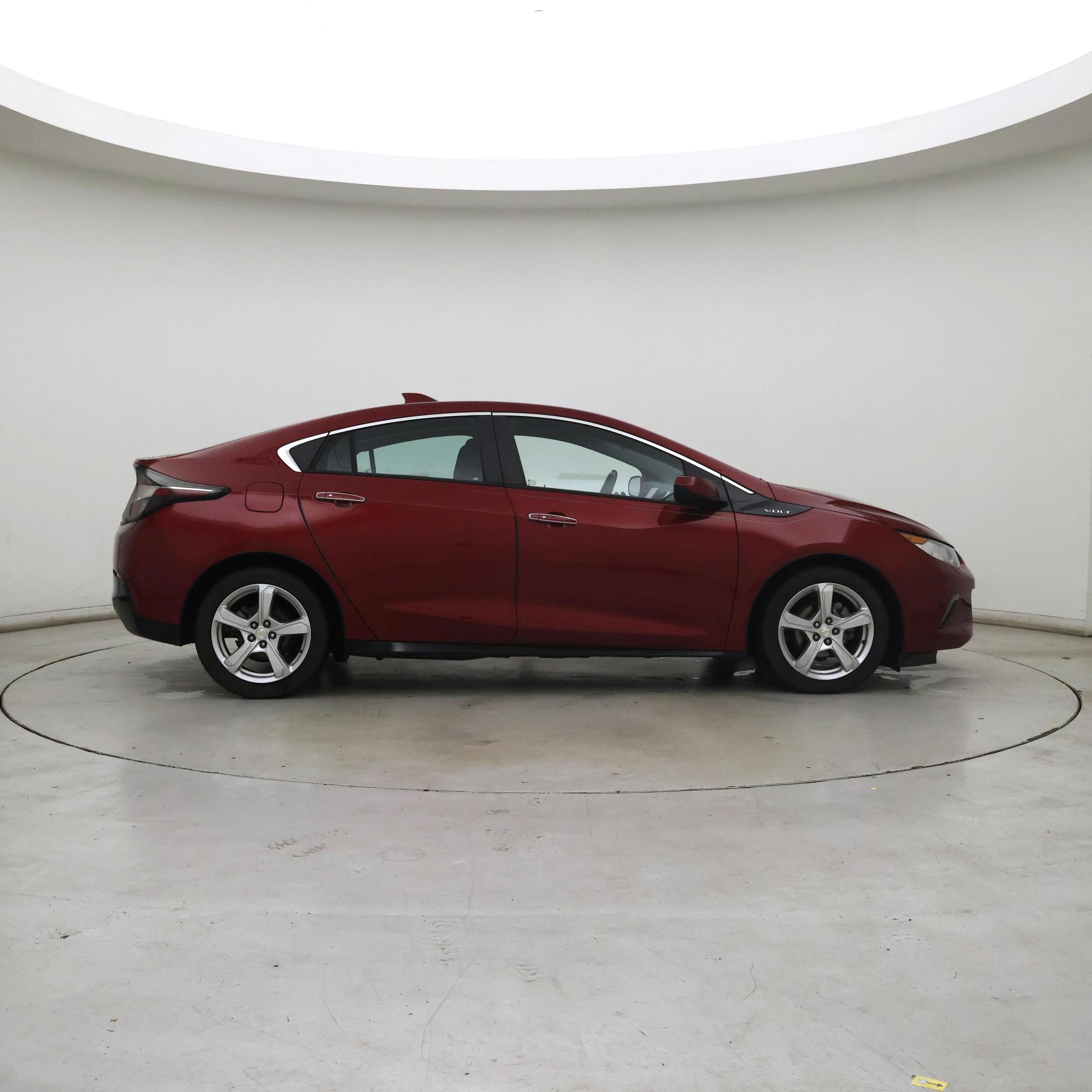 Thumbnail: 2018 Chevrolet Volt - 7