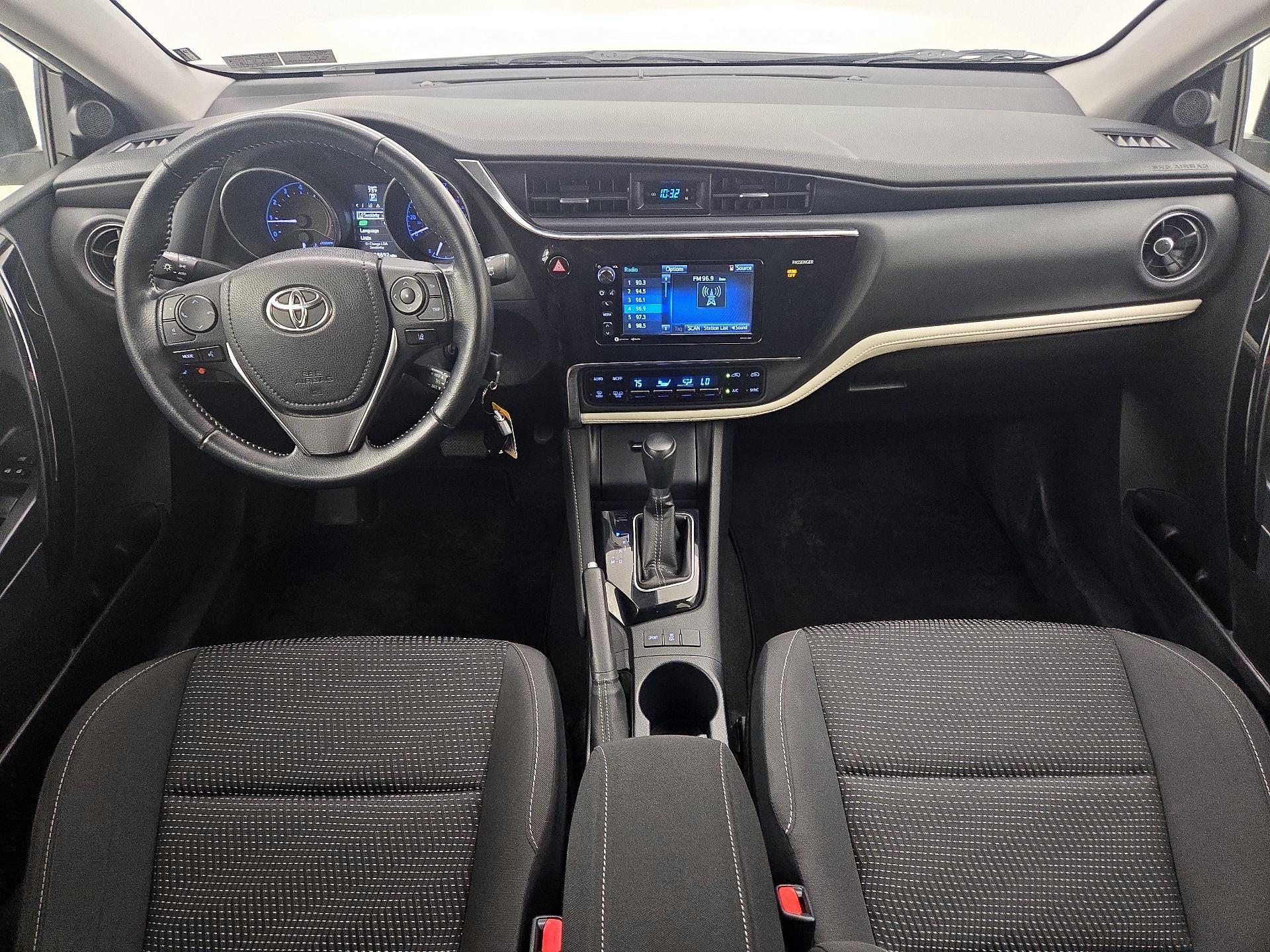 Thumbnail: 2018 Toyota Corolla iM - 9